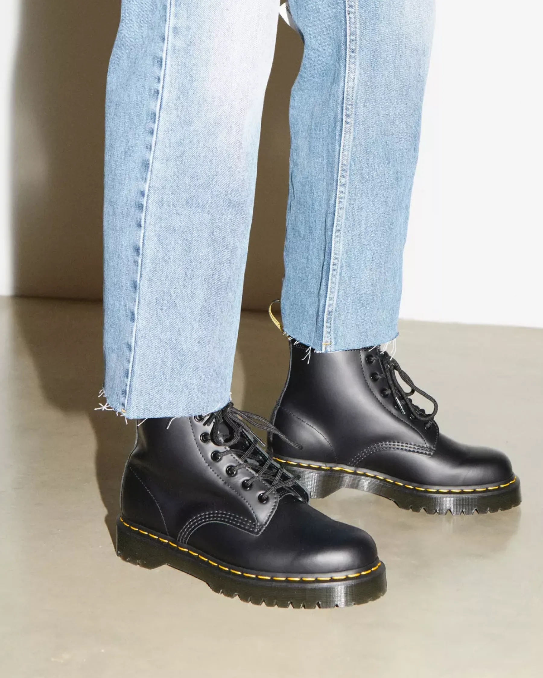 Originals|Platform Boots>Dr. Martens 101 Bex Smooth Leather Ankle Boots Black — Smooth Leather