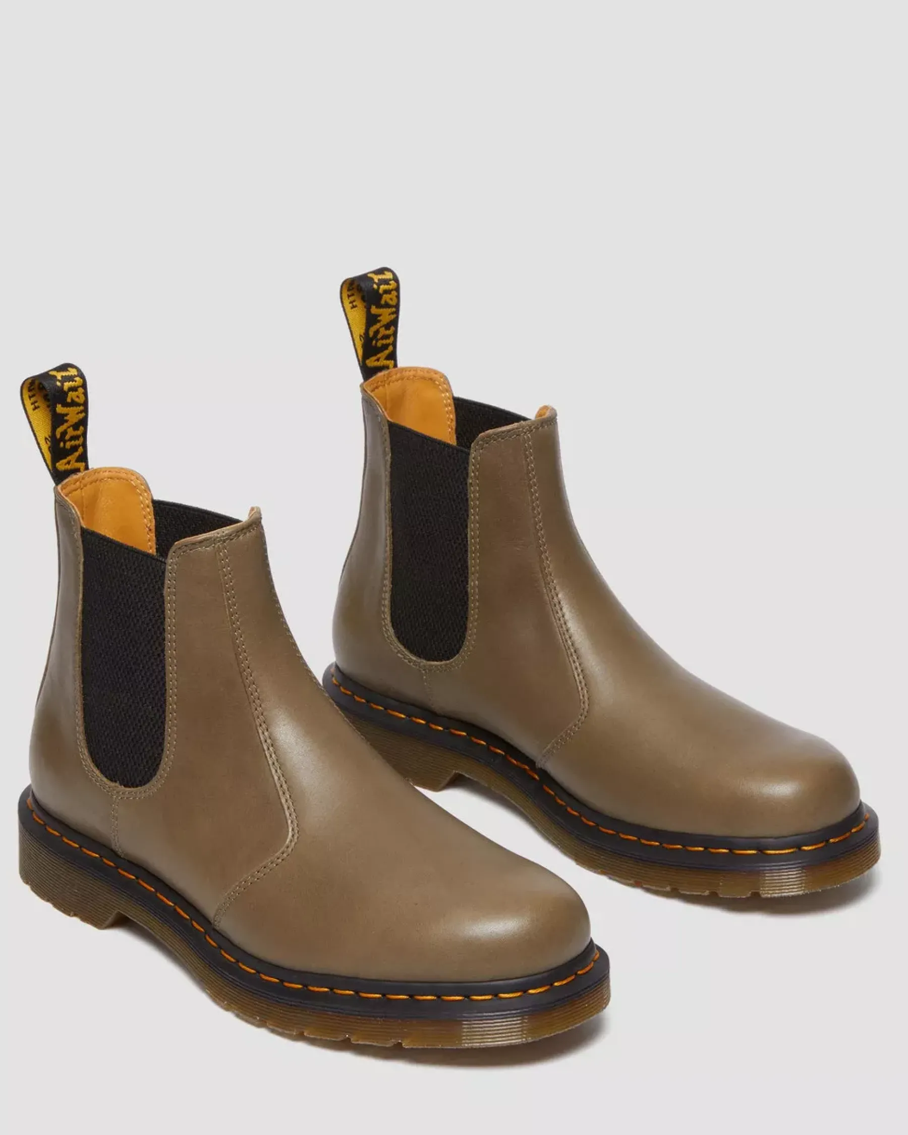 Sale|Originals>Dr. Martens 2976 Carrara Leather Chelsea Boots Olive — Carrara