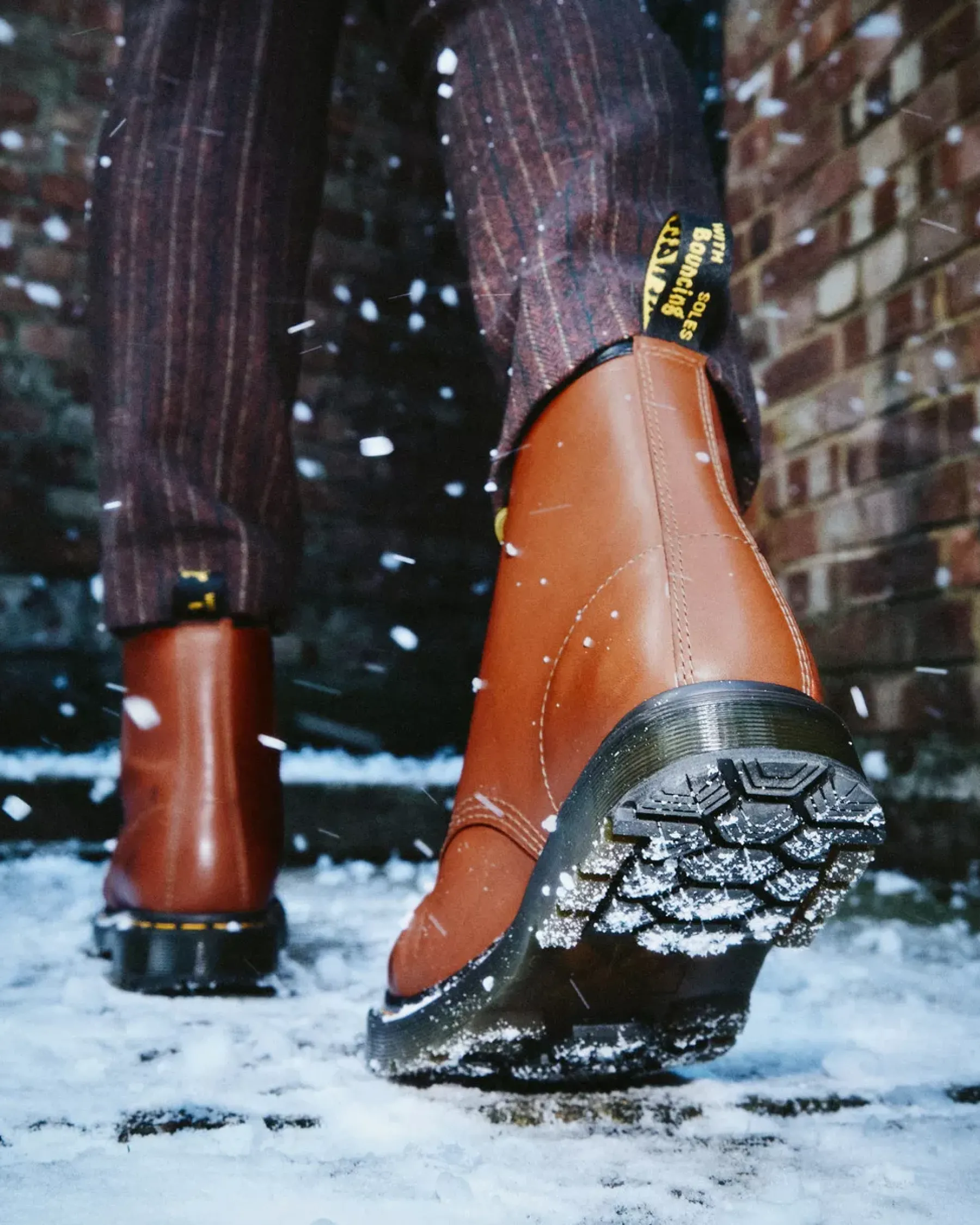 Originals|Winter Boots>Dr. Martens 1460 DM's Wintergrip Leather Lace Up Boots Tan — Blizzard Wp