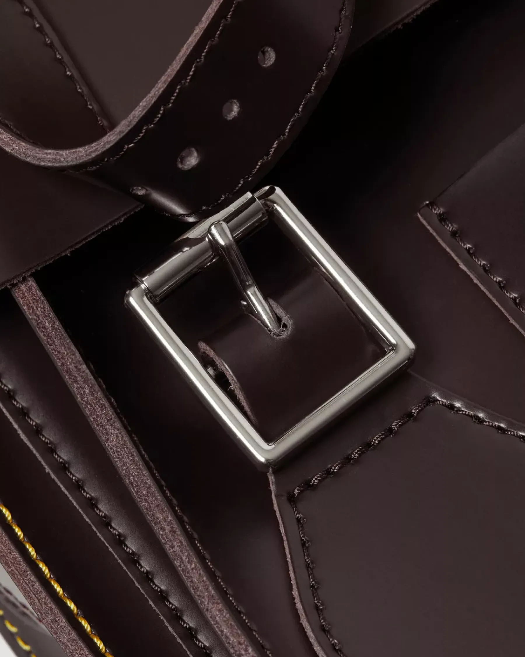 Accessories|Bags>Dr. Martens 11 inch Leather Messenger Bag Burgundy — Kiev & Smooth