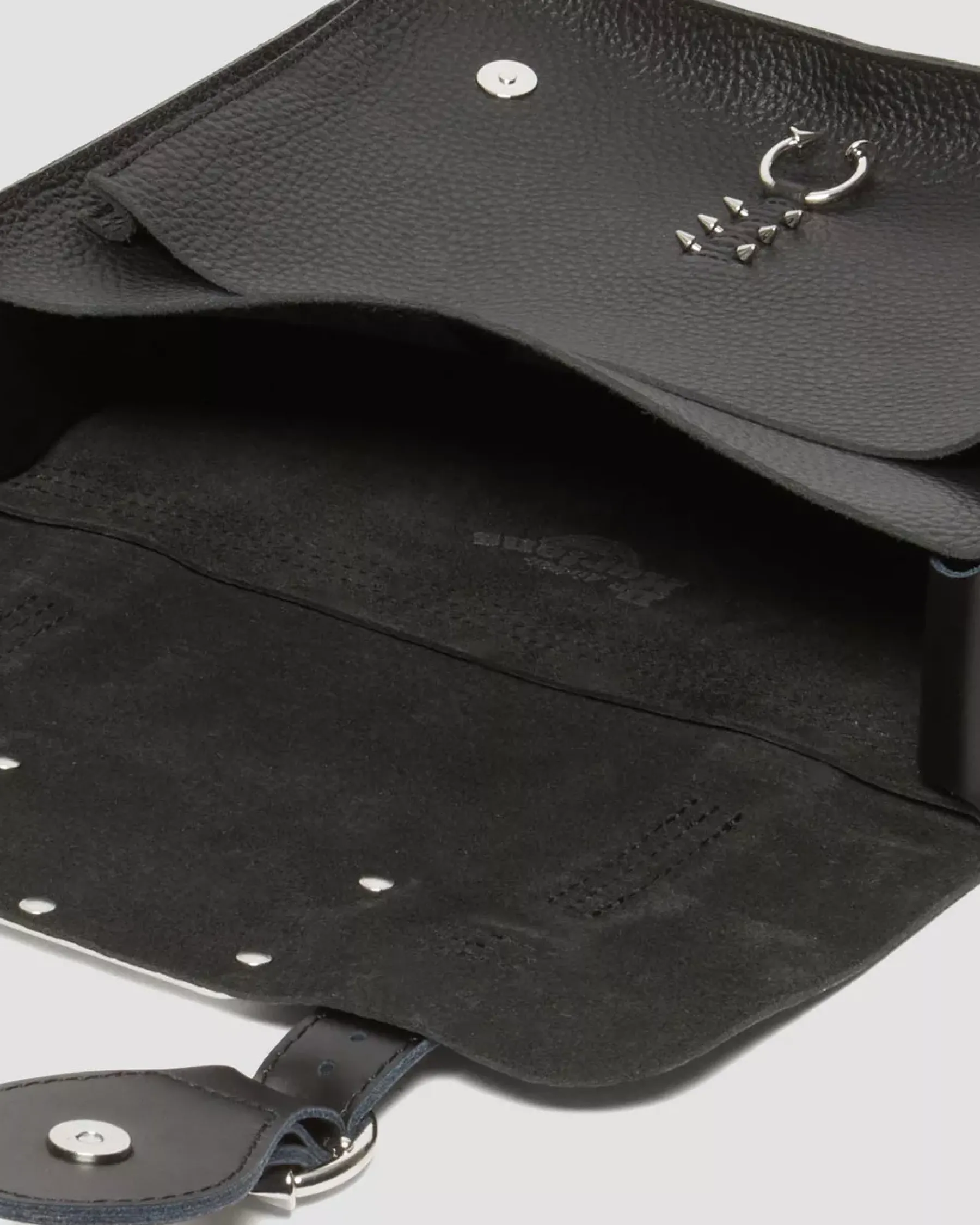 Accessories|Bags>Dr. Martens 11 Inch Piercing Leather Messenger Bag Black — Milled Nappa