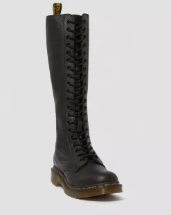 Laces|Accessories>Dr. Martens 95 Inch Round Shoe Laces (18-20 Eye) Black