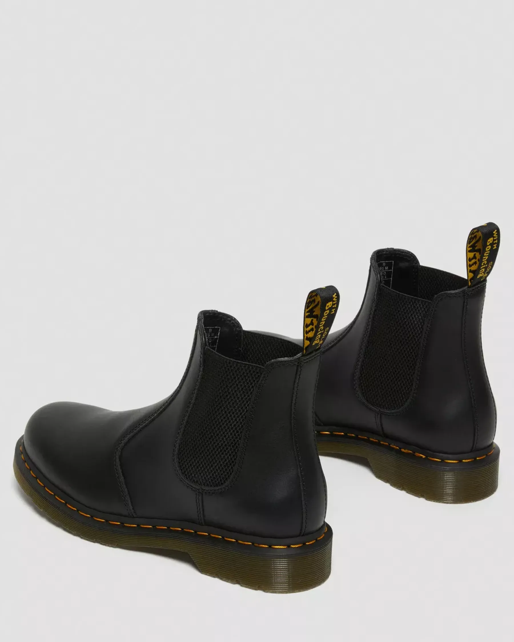 Originals|Chelsea Boots>Dr. Martens 2976 Nappa Leather Chelsea Boots Black — Nappa Leather