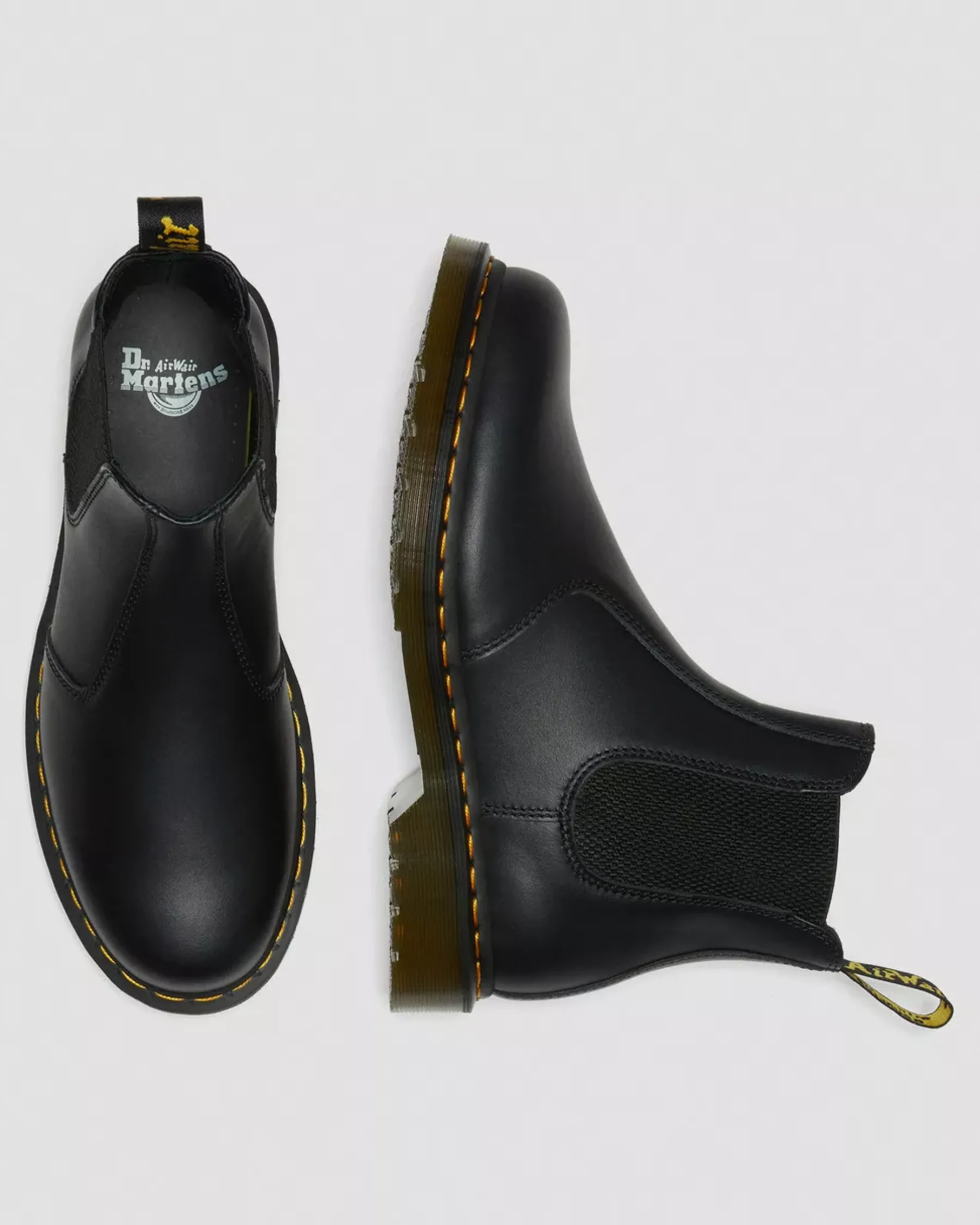 Originals|Chelsea Boots>Dr. Martens 2976 Nappa Leather Chelsea Boots Black — Nappa Leather