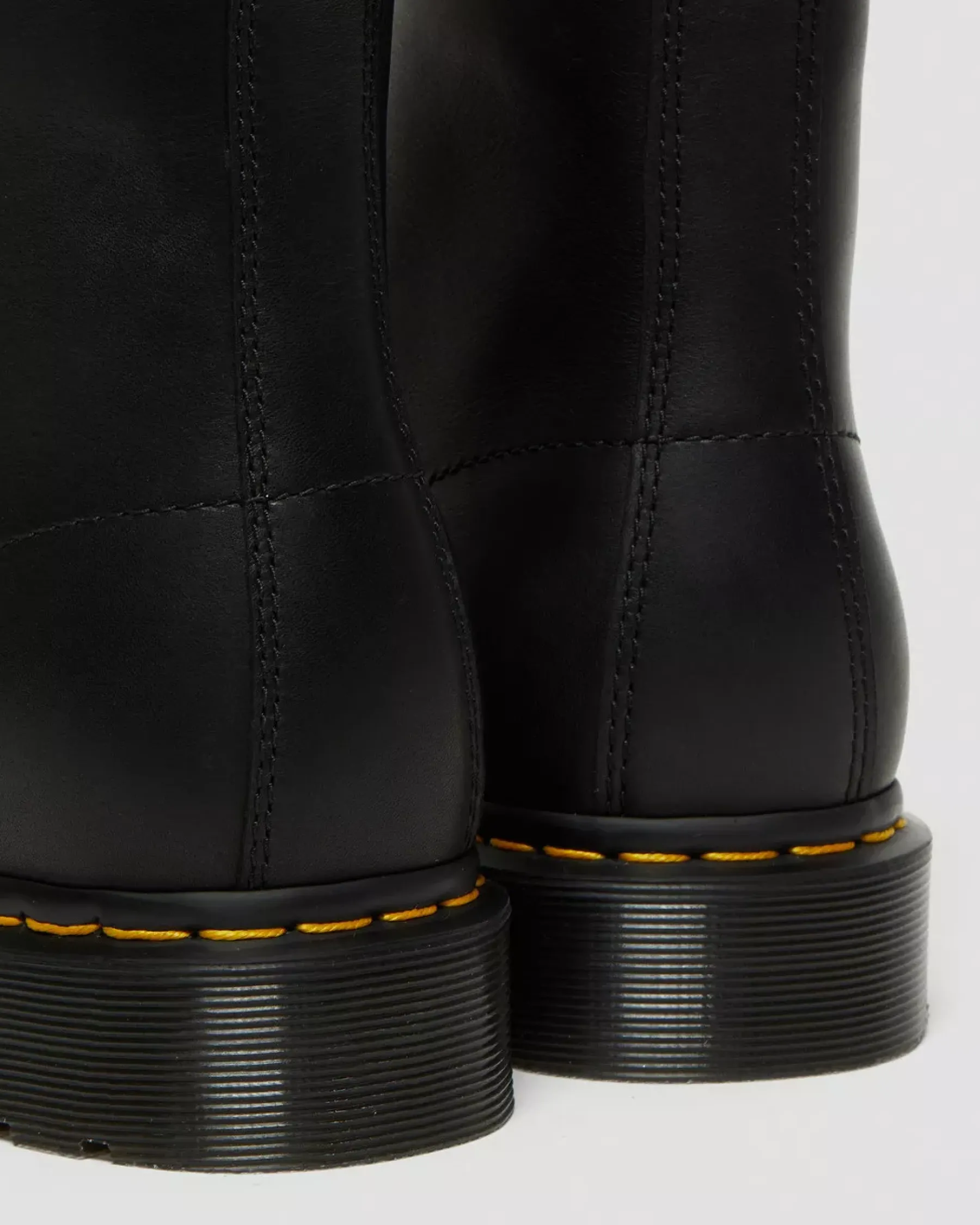 Originals|Winter Boots>Dr. Martens 1460 Pascal Warmwair Leather Lace Up Boots Black — Valor Wp