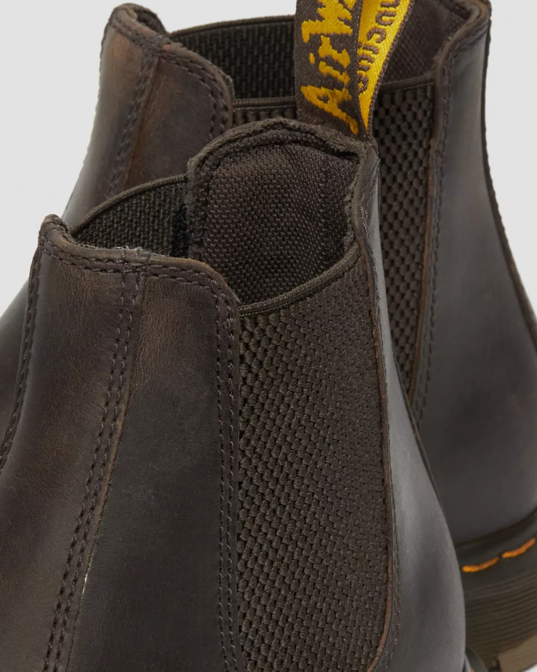Originals|Chelsea Boots>Dr. Martens 2976 Slip Resistant Leather Chelsea Boots Dark Brown — Crazy Horse