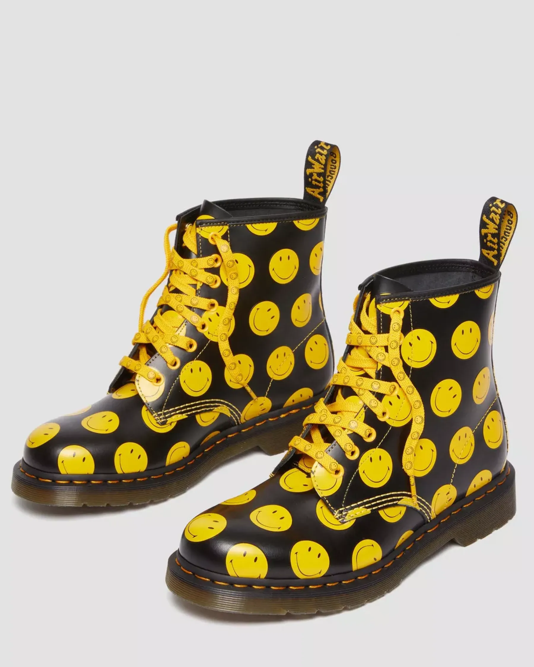 Originals|Ankle Boots>Dr. Martens 1460 Smiley® Smooth Leather Lace Up Boots Black — Smooth Leather