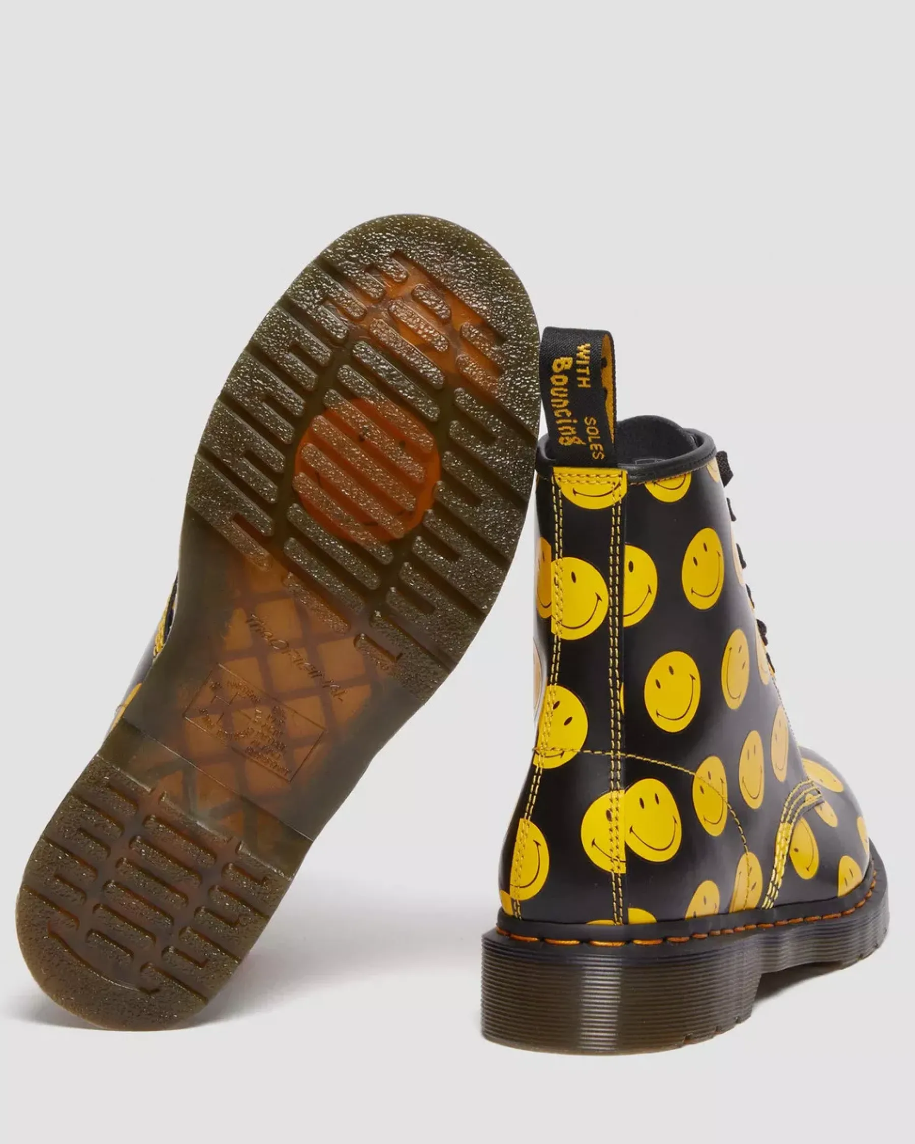 Originals|Ankle Boots>Dr. Martens 1460 Smiley® Smooth Leather Lace Up Boots Black — Smooth Leather