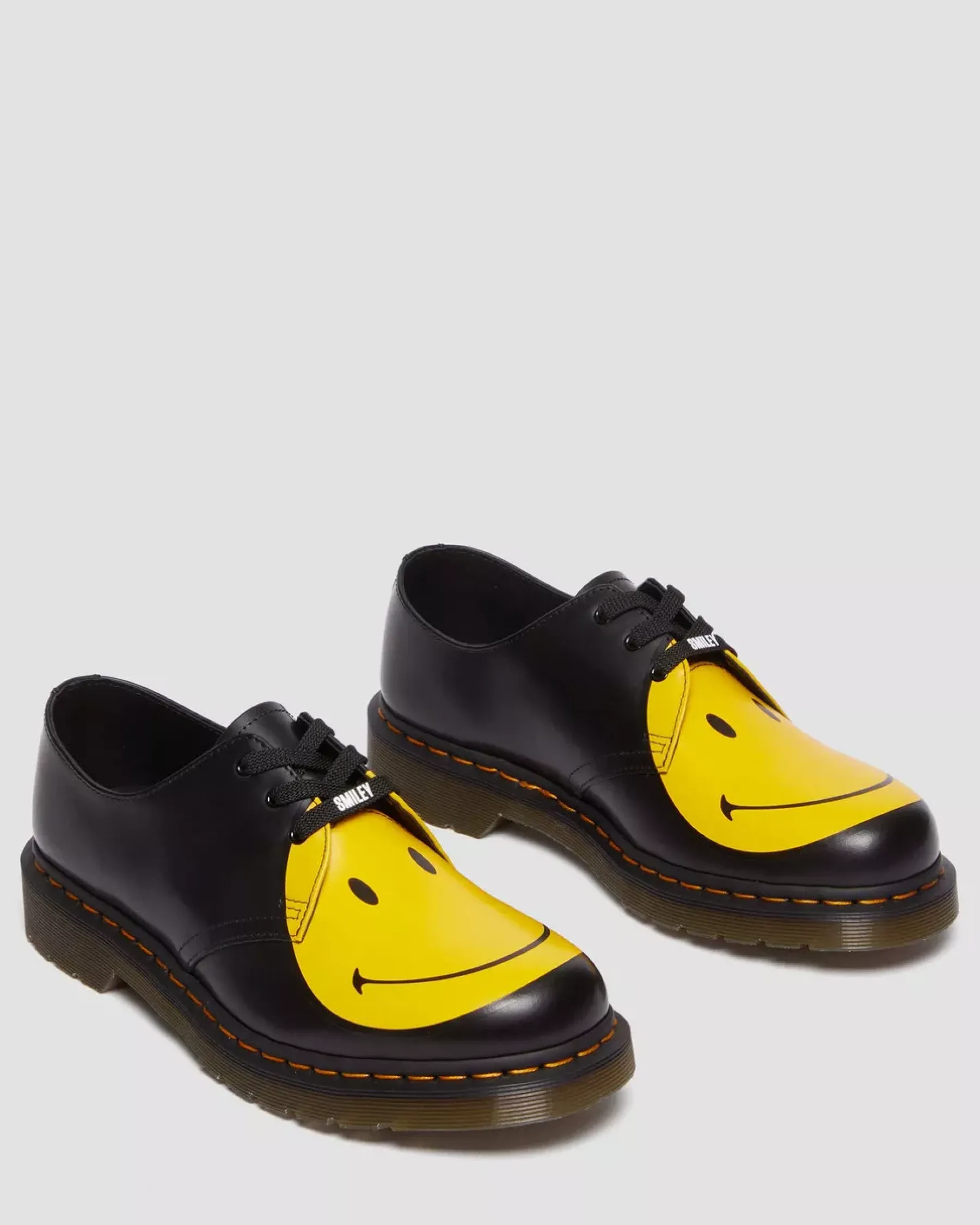 Originals|Oxfords>Dr. Martens 1461 Smiley® Smooth Leather Oxford Shoes Black — Smooth Leather