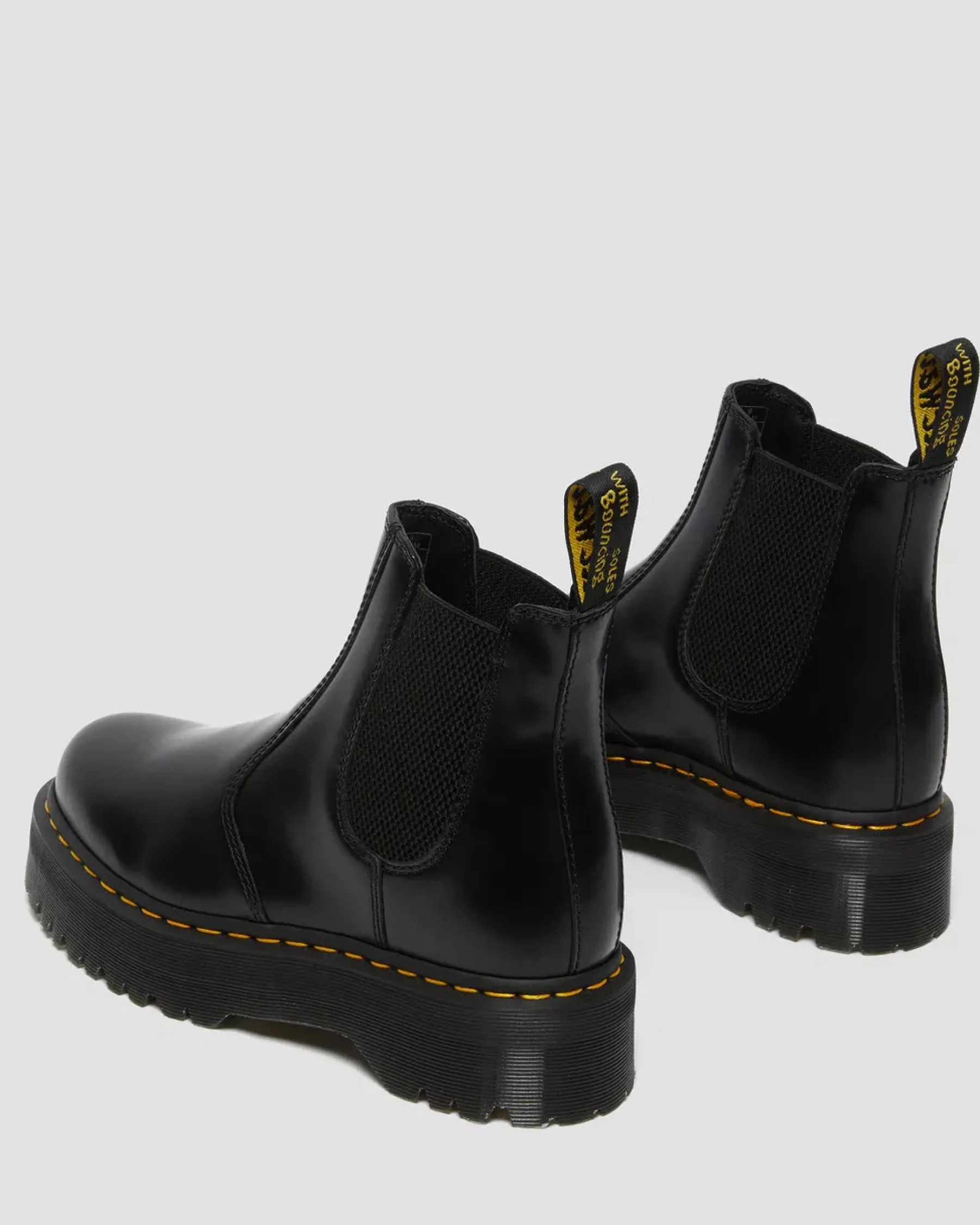 Bestsellers|Platform Boots>Dr. Martens 2976 Smooth Leather Platform Chelsea Boots Black — Polished Smooth