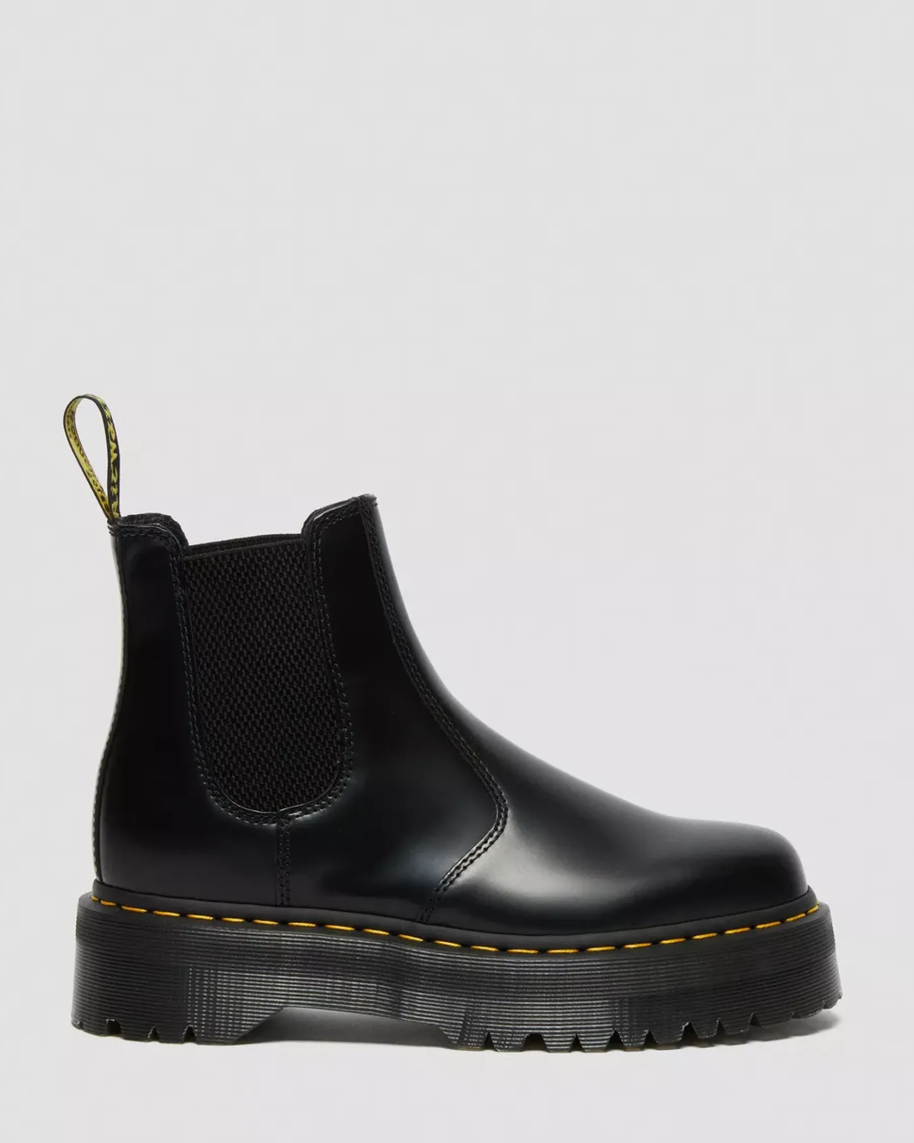 Bestsellers|Platform Boots>Dr. Martens 2976 Smooth Leather Platform Chelsea Boots Black — Polished Smooth