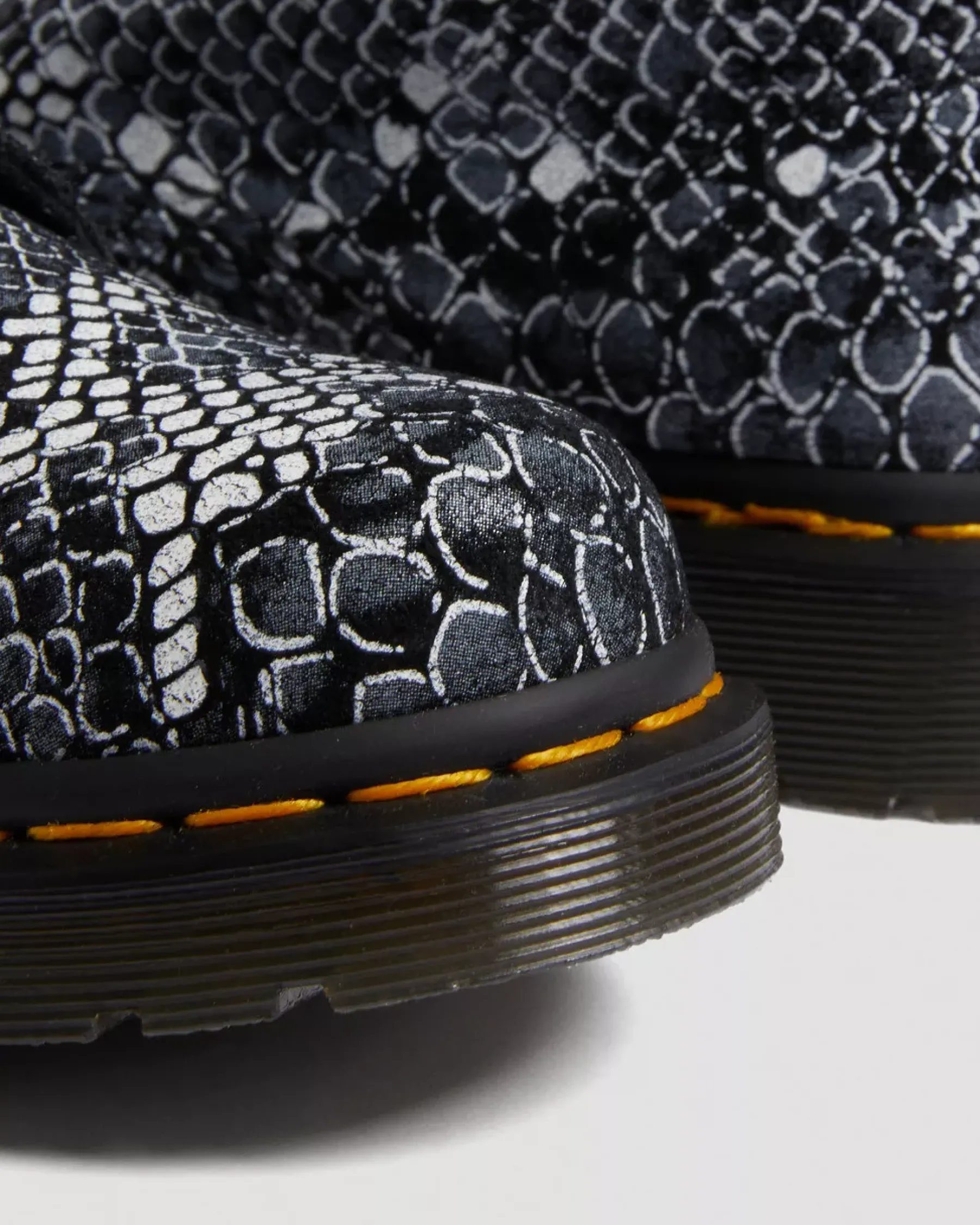 Sale>Dr. Martens 1460 Snake Print Leather Lace Up Boots Grey — Classic Boa Print