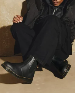 Originals|Winter Boots>Dr. Martens 2976 Warmwair Leather Chelsea Boots Black — Valor Wp