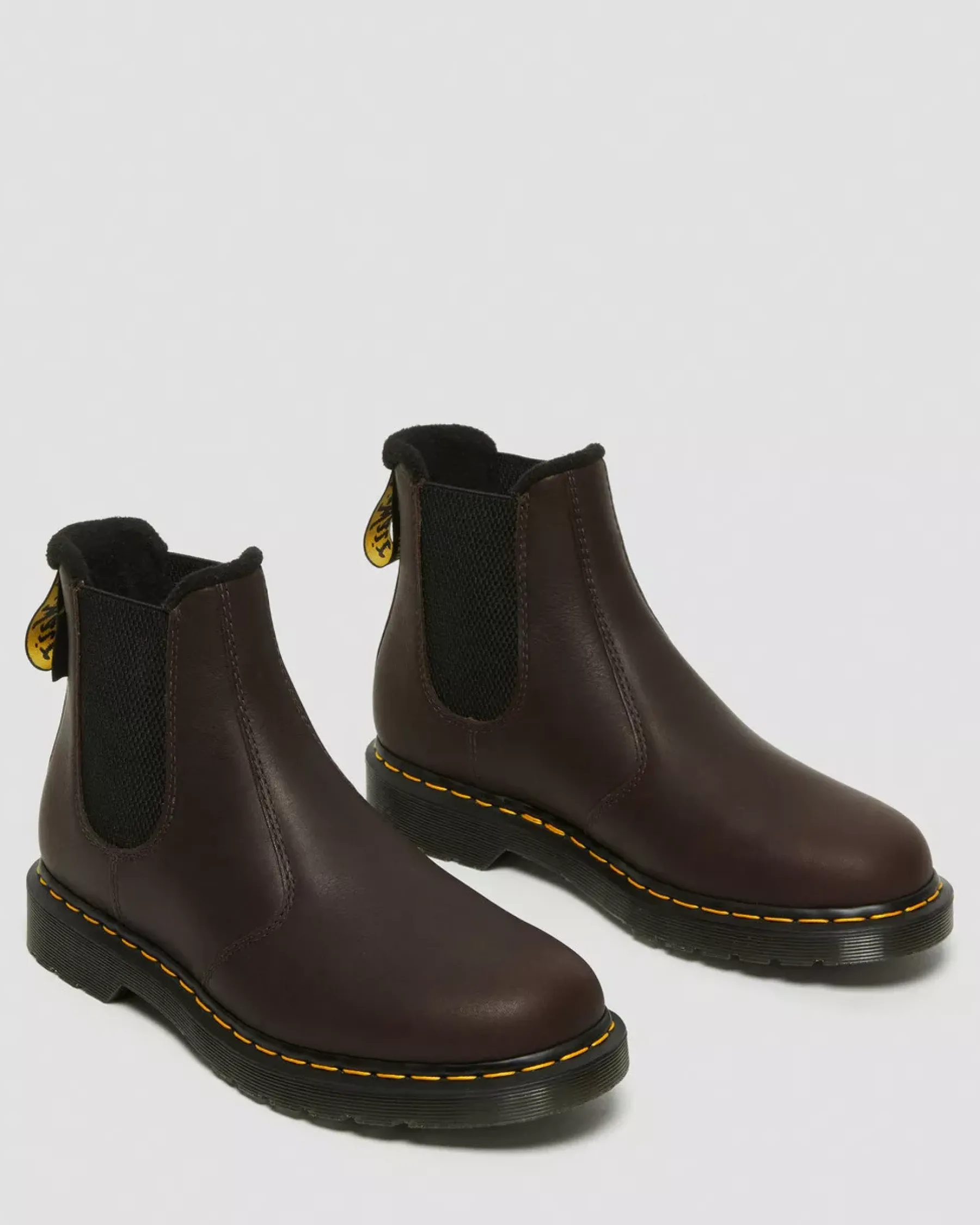 Originals|Winter Boots>Dr. Martens 2976 Warmwair Leather Chelsea Boots Dark Brown — Valor Wp