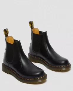 Originals|Chelsea Boots><noscript><img width=