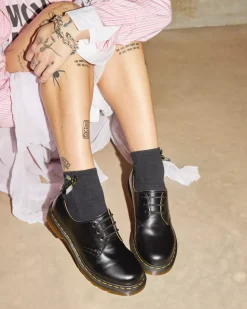 Originals|Shoes>Dr. Martens 1461 Women's Smooth Leather Oxford Shoes Black — Smooth Leather