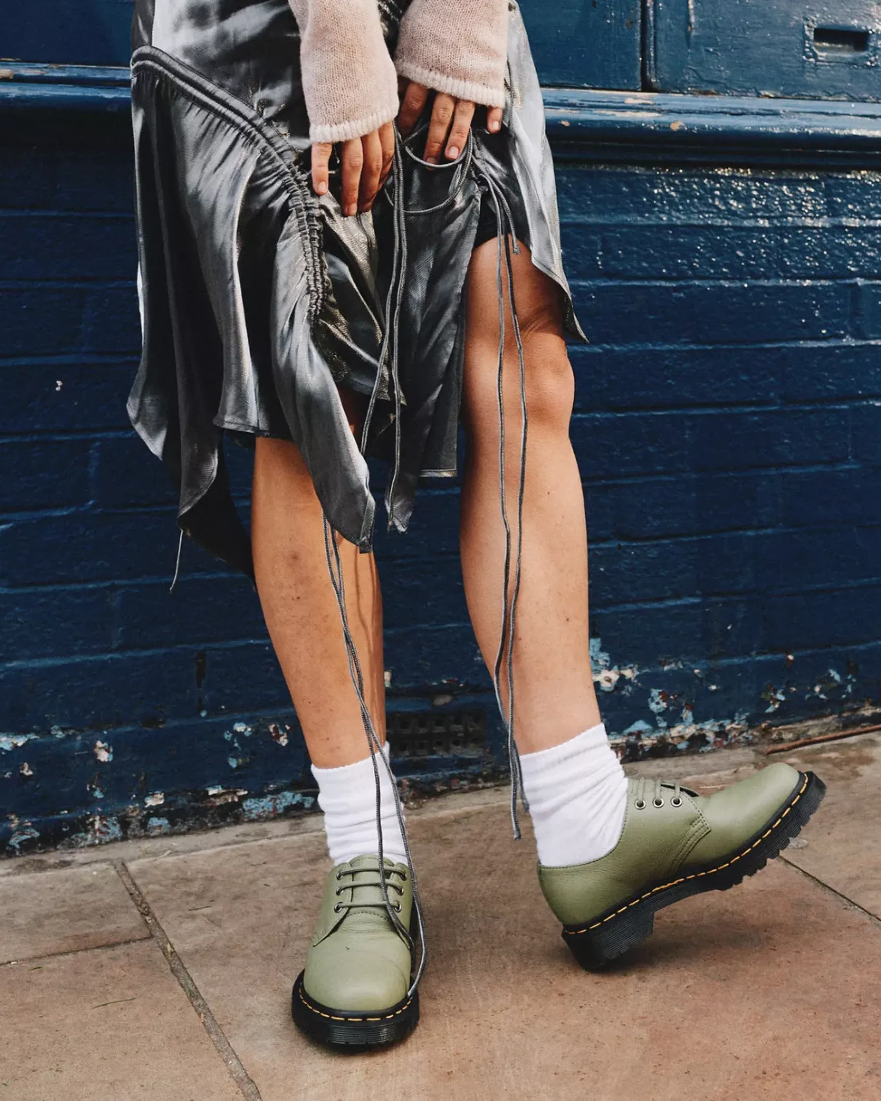 Originals|Shoes>Dr. Martens 1461 Women's Virginia Leather Oxford Shoes Muted Olive — Virginia