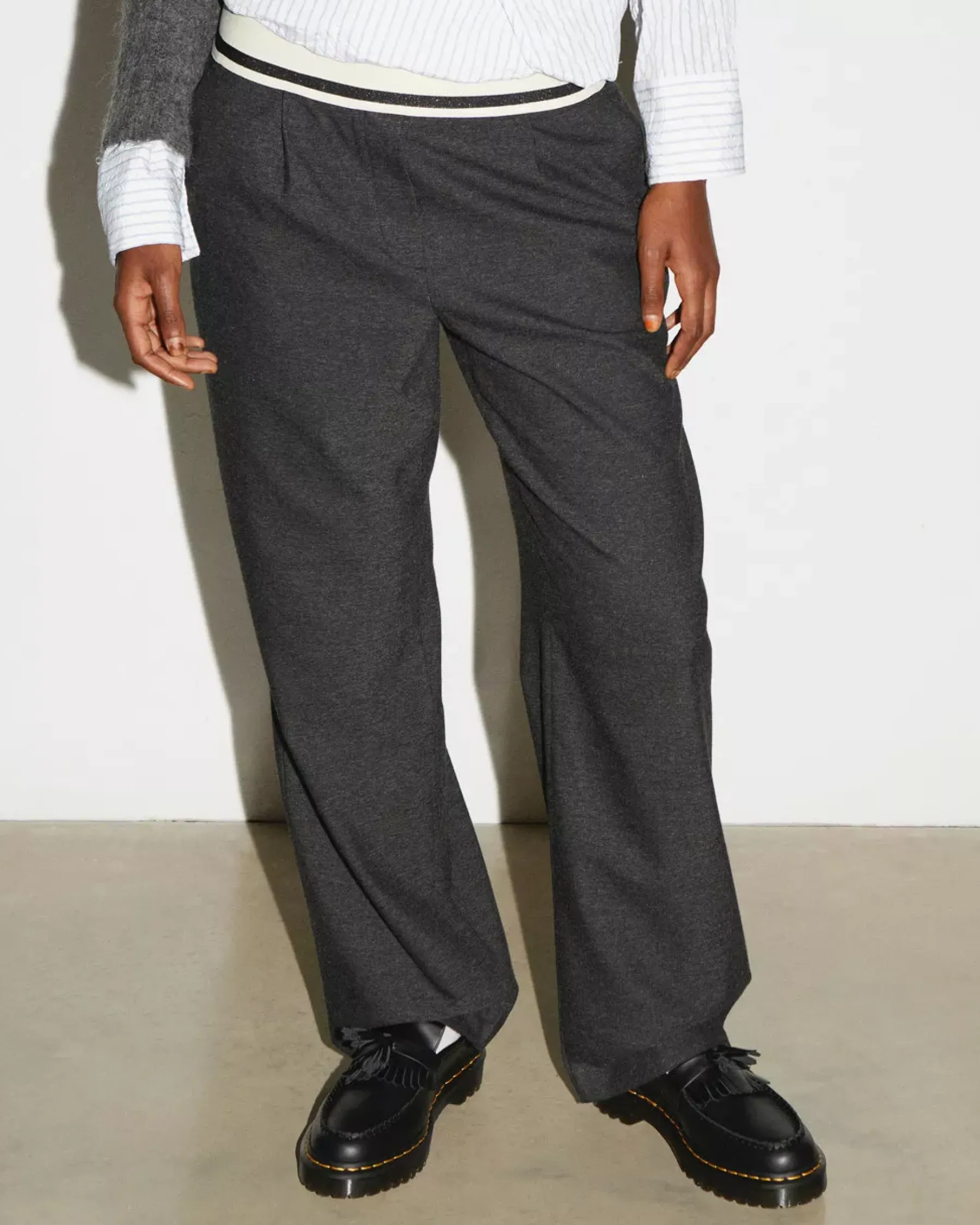 Originals|Bestsellers>Dr. Martens Adrian Bex Smooth Leather Tassel Loafers Black — Smooth Leather