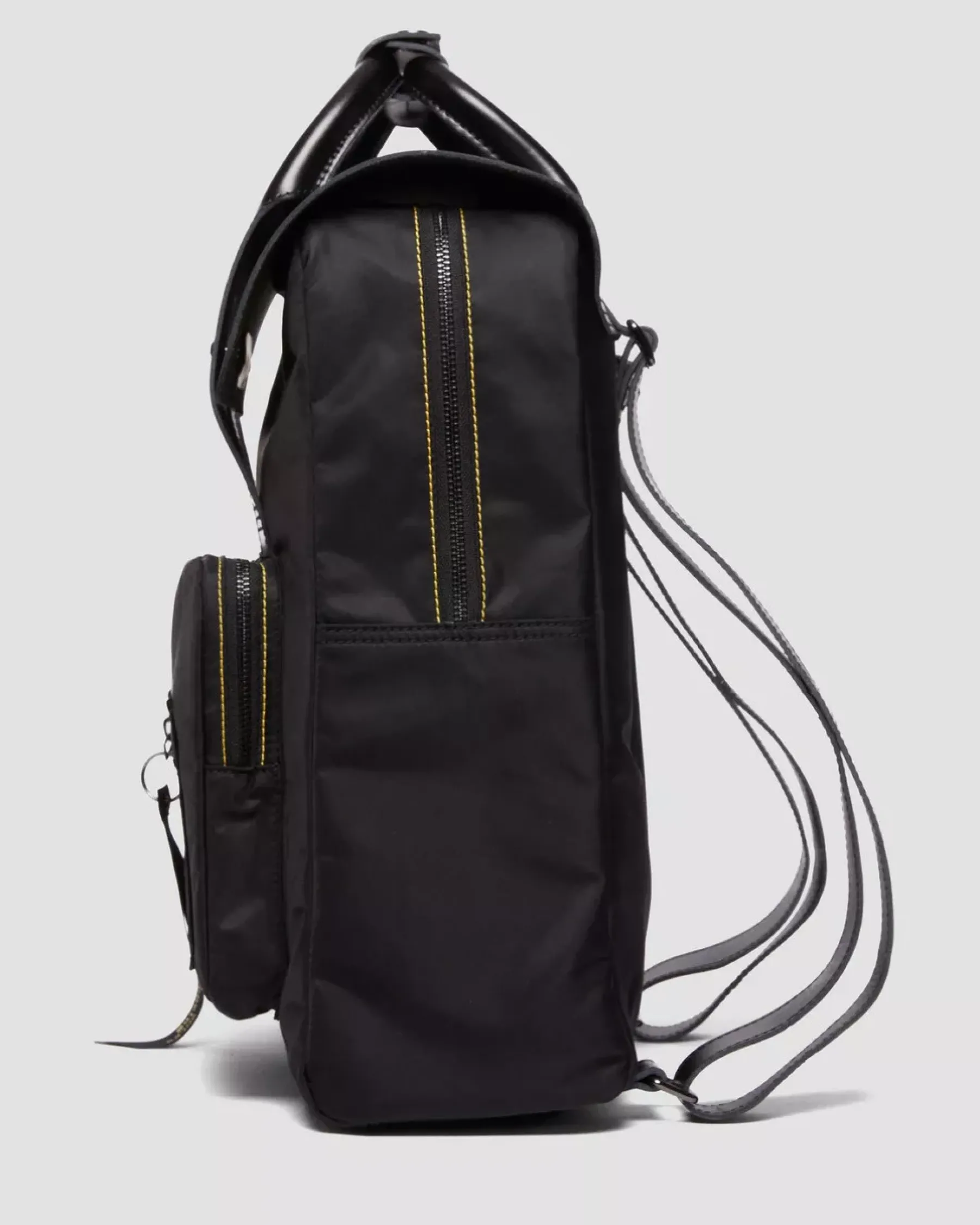 Accessories|Collaborations>Dr. Martens Alpha Industries Leather & Nylon Backpack Black