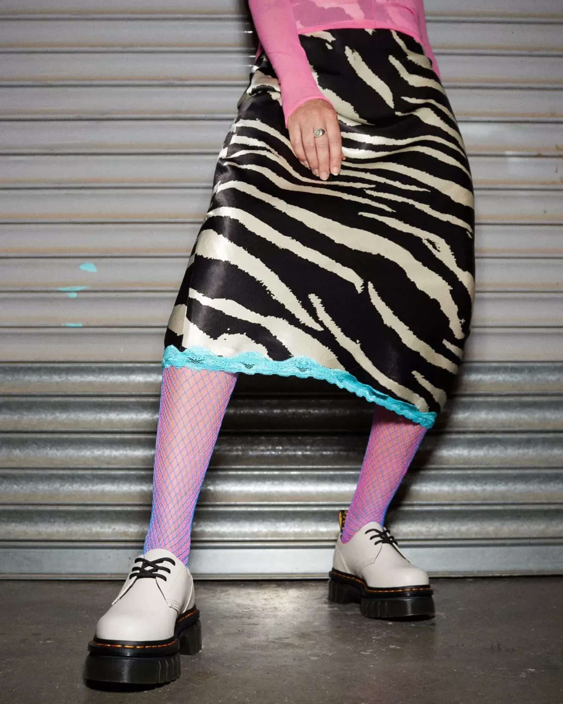 Platform Shoes|Oxfords>Dr. Martens Audrick Nappa Leather Platform Shoes Cobblestone Grey — Nappa Lux
