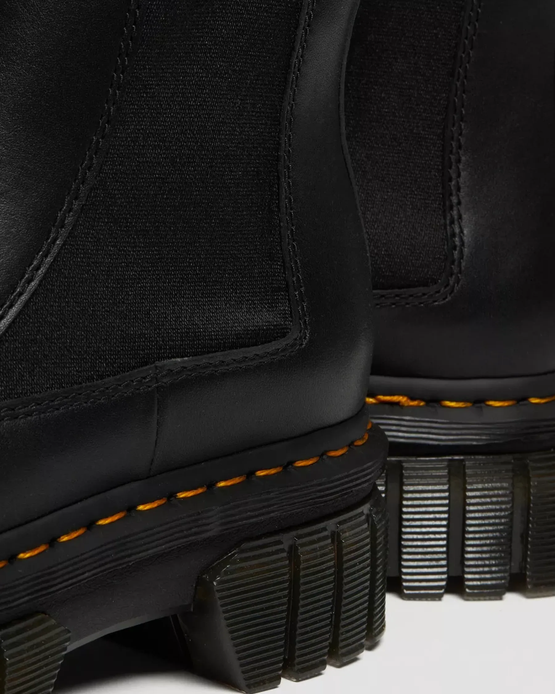 Platform Boots|Chelsea Boots>Dr. Martens Audrick Nappa Leather Platform Chelsea Boots Black — Nappa Lux
