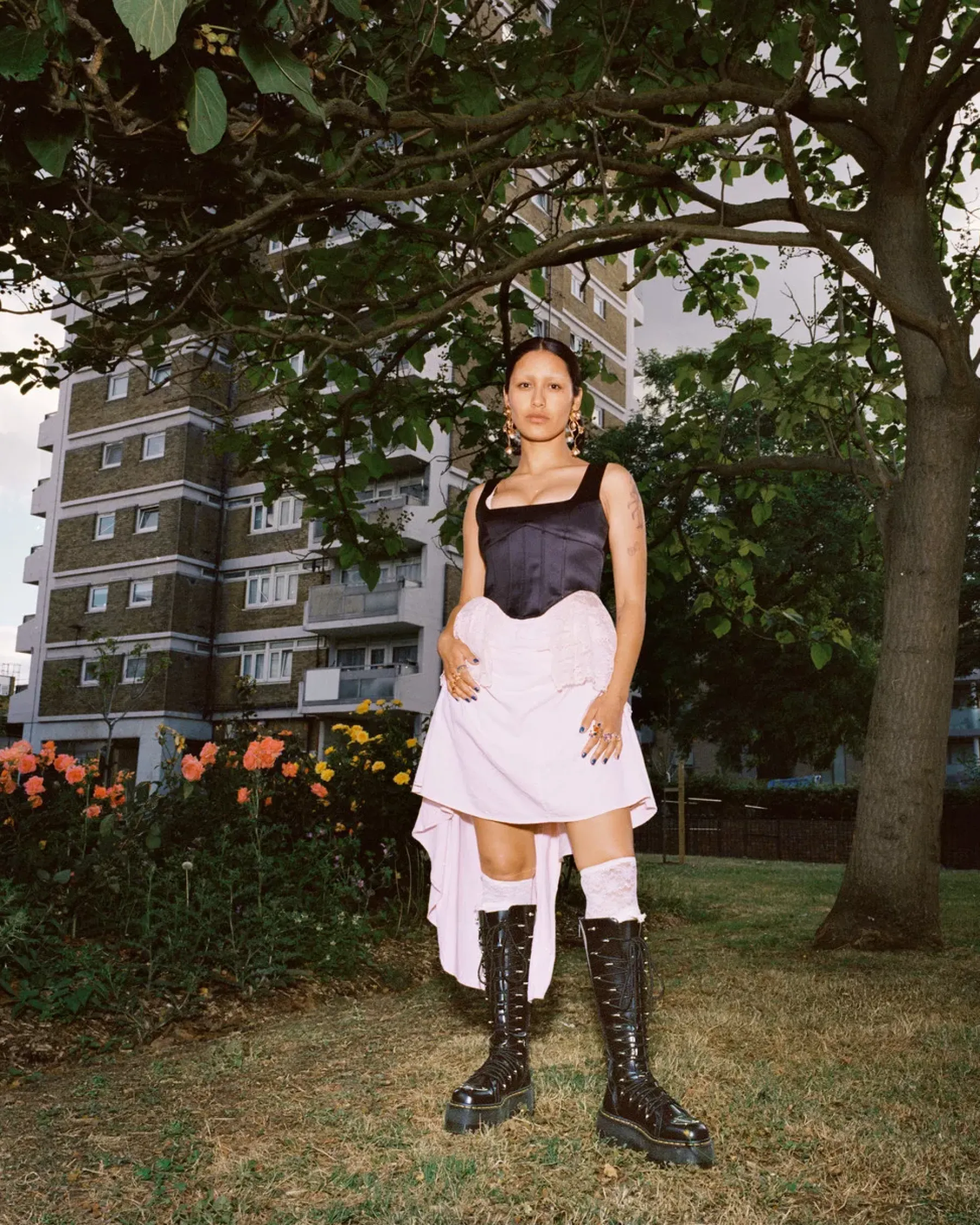 Sale|Platform Boots>Dr. Martens 1B60 Max Lace Up Knee High Platform Boots Black — Buttero