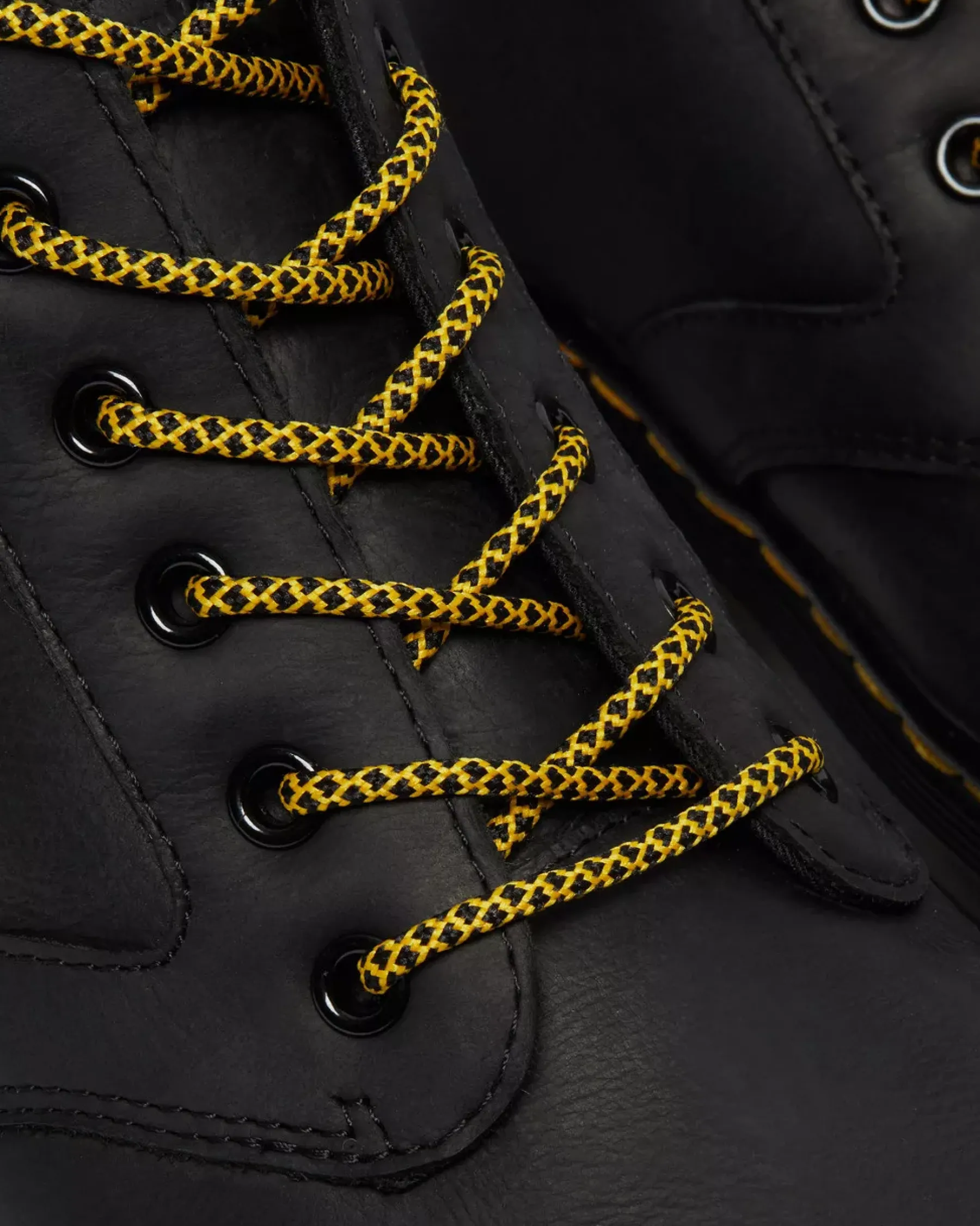 Casual Boots|Ankle Boots>Dr. Martens Bonny Leather Casual Boots Black — Wyoming