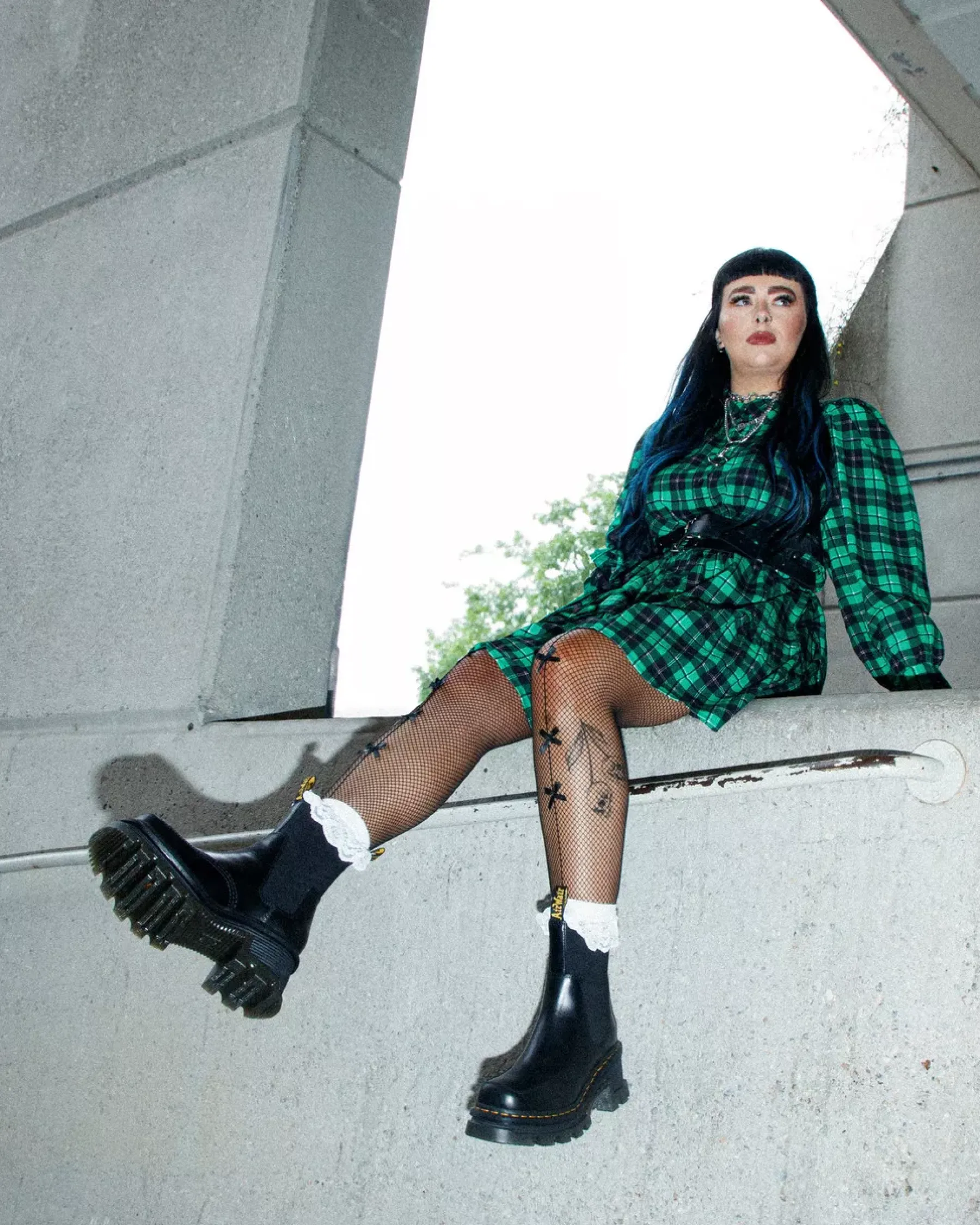 Heeled Boots|Chelsea Boots>Dr. Martens Corran Chelsea Atlas Leather Heeled Boots Black — Atlas