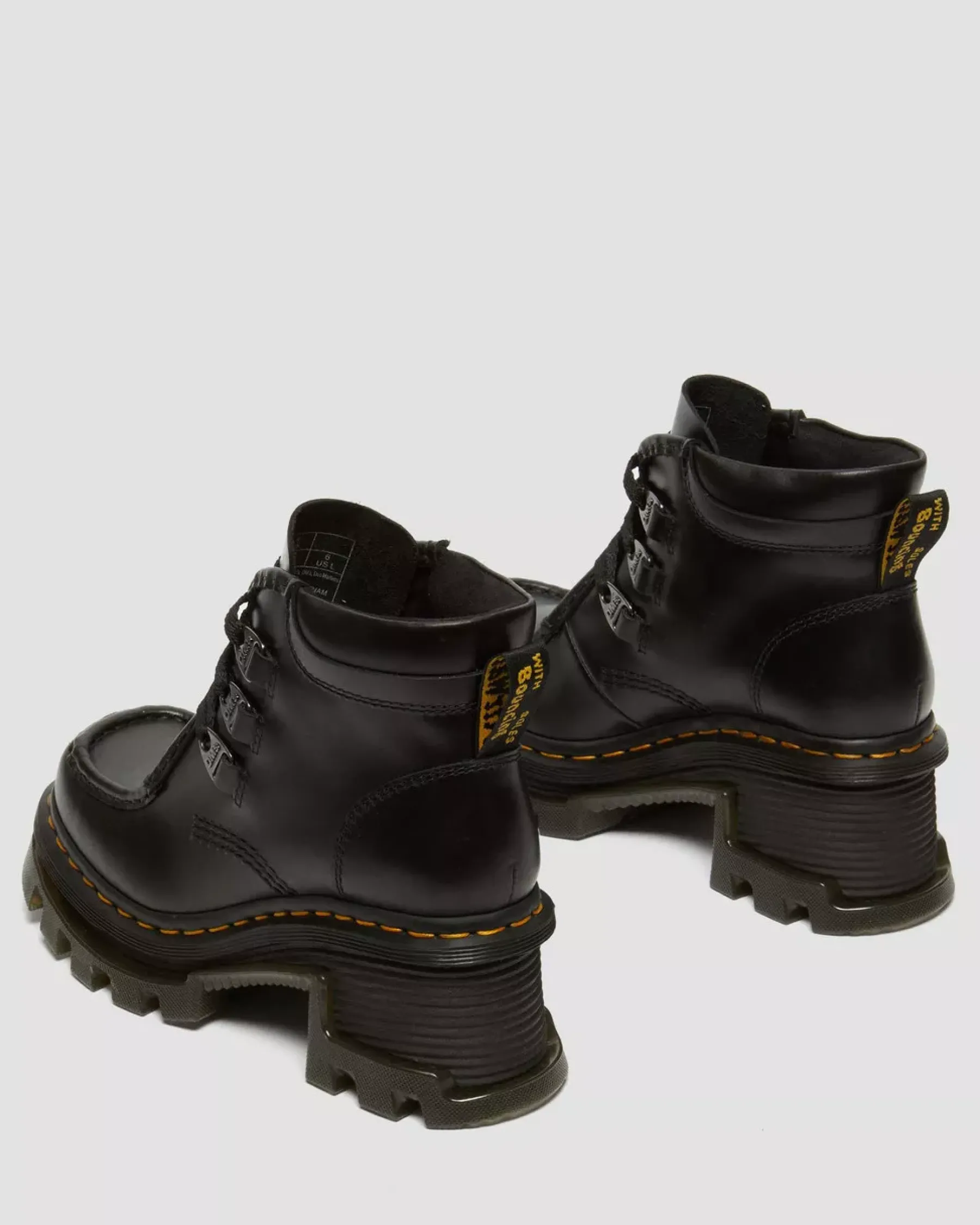 Heeled Boots|Boots>Dr. Martens Corran 3-Eye Atlas Leather Heeled Boots Black — Atlas