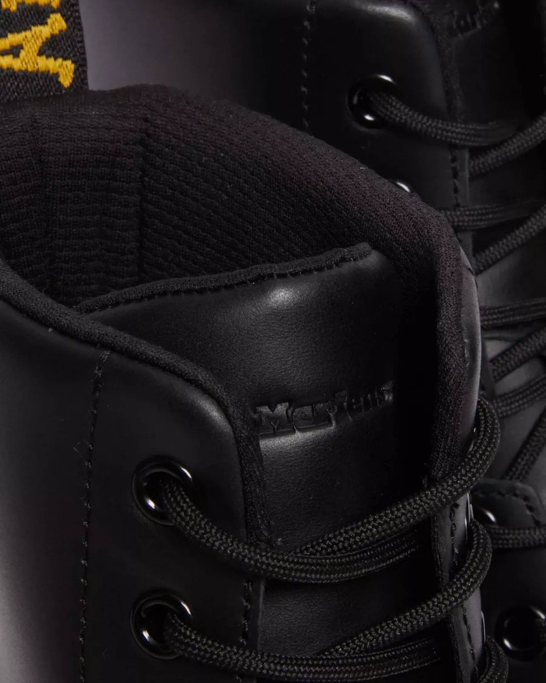 Casual Boots|Ankle Boots>Dr. Martens Crewson Classic Leather Everyday Boots BLACK