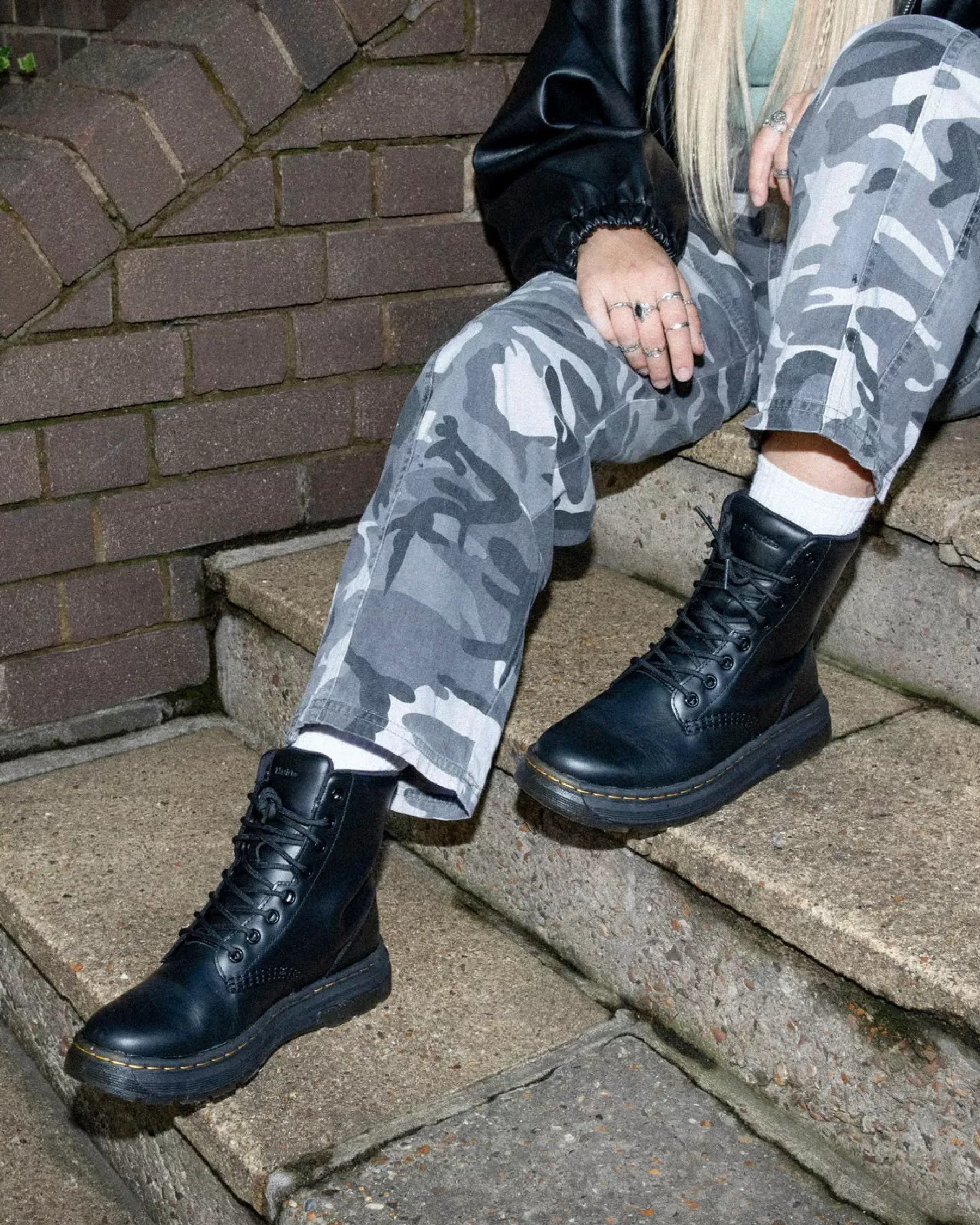 Casual Boots|Ankle Boots>Dr. Martens Crewson Classic Leather Everyday Boots BLACK