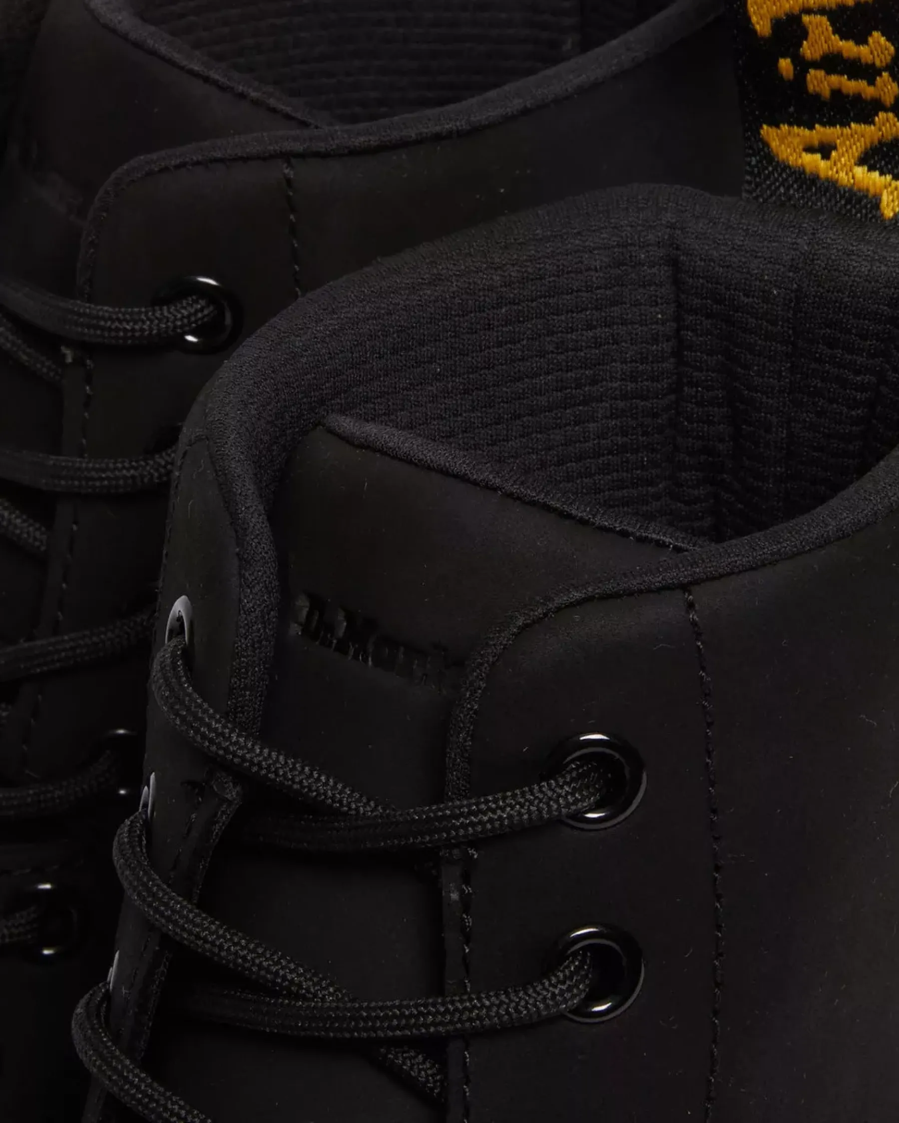 Casual Boots|Ankle Boots>Dr. Martens Crewson Nubuck Leather Everyday Boots Buffbuck