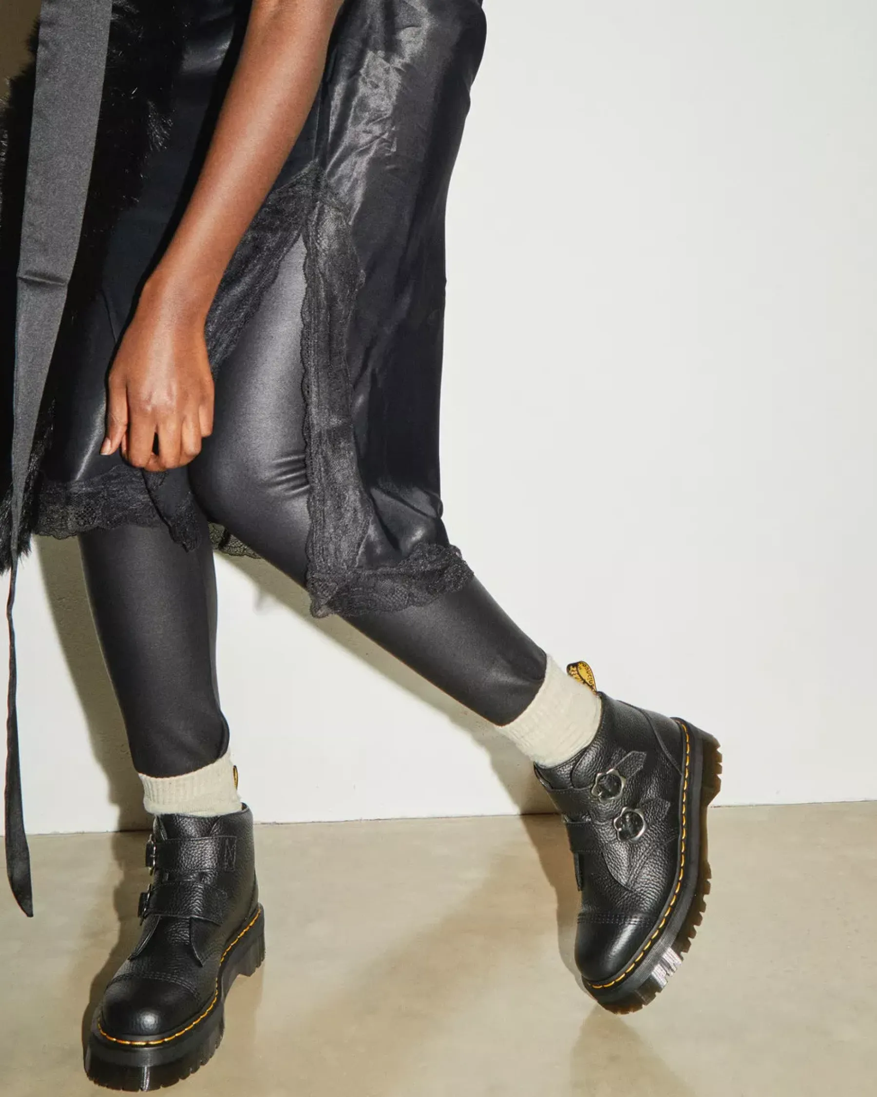 Platform Boots|Platforms>Dr. Martens Devon Flower Buckle Leather Platform Boots Black — Milled Nappa