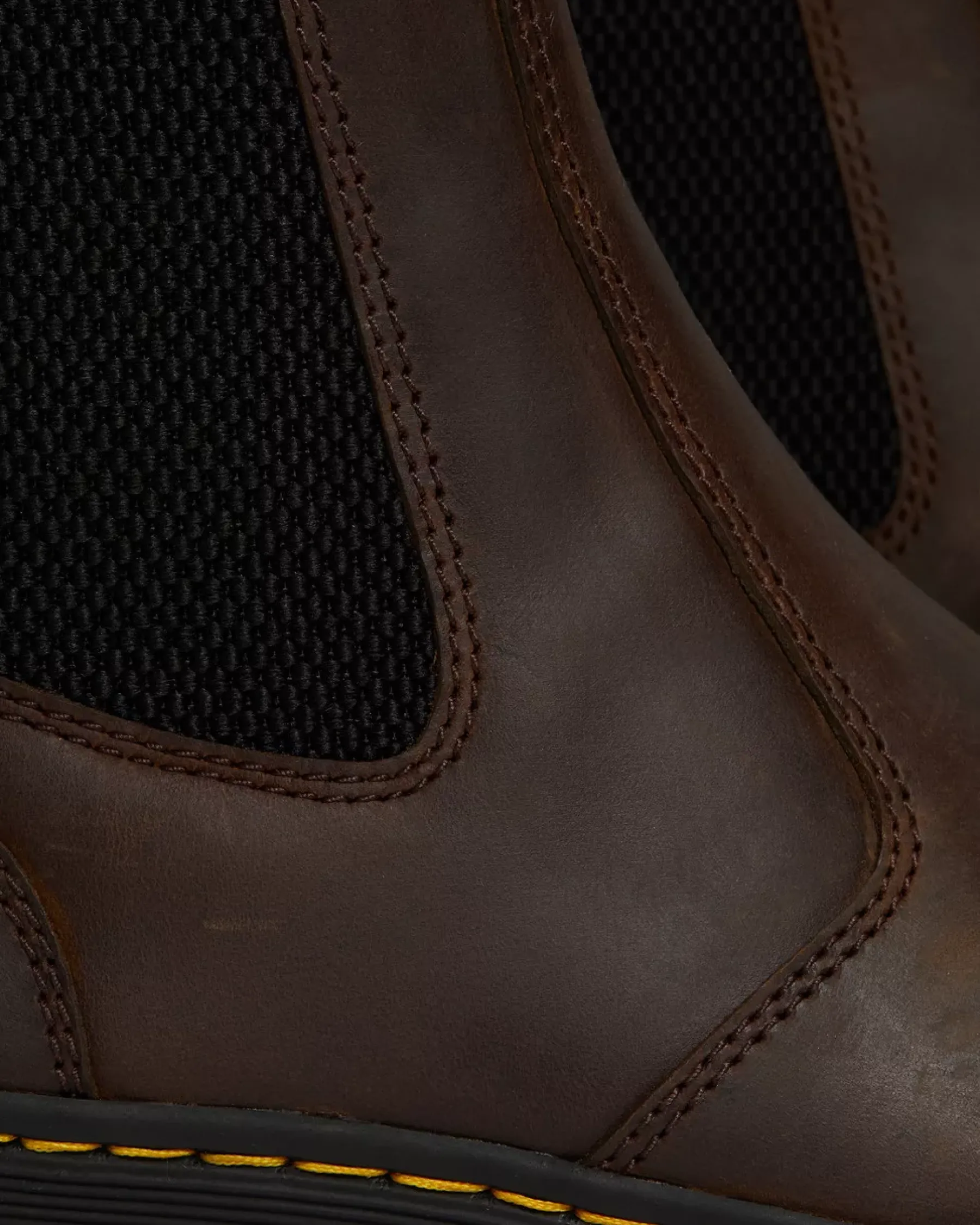 Chelsea Boots|Casual Boots>Dr. Martens Embury Crazy Horse Leather Casual Boots Brown — Crazy Horse