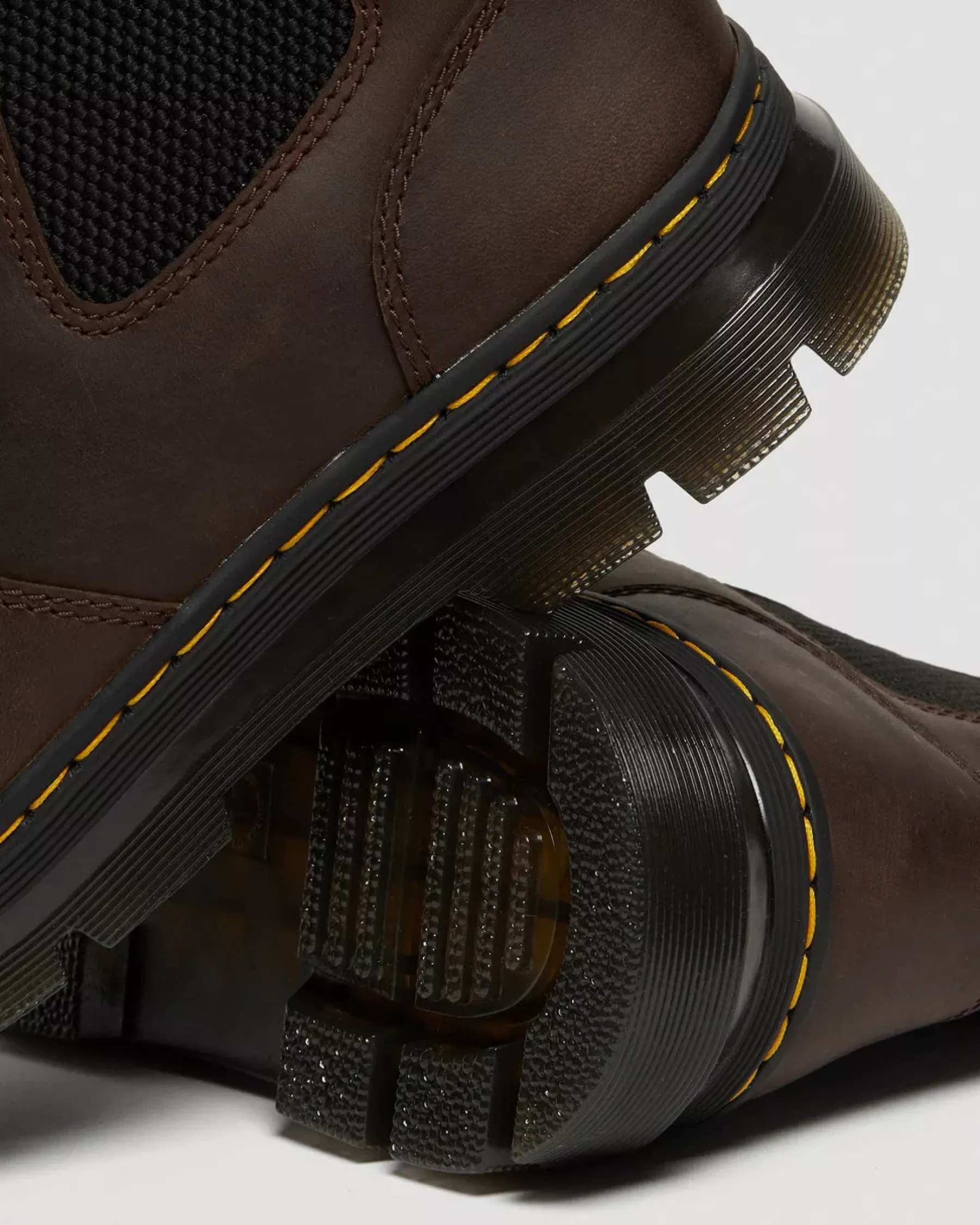 Chelsea Boots|Casual Boots>Dr. Martens Embury Crazy Horse Leather Casual Boots Brown — Crazy Horse