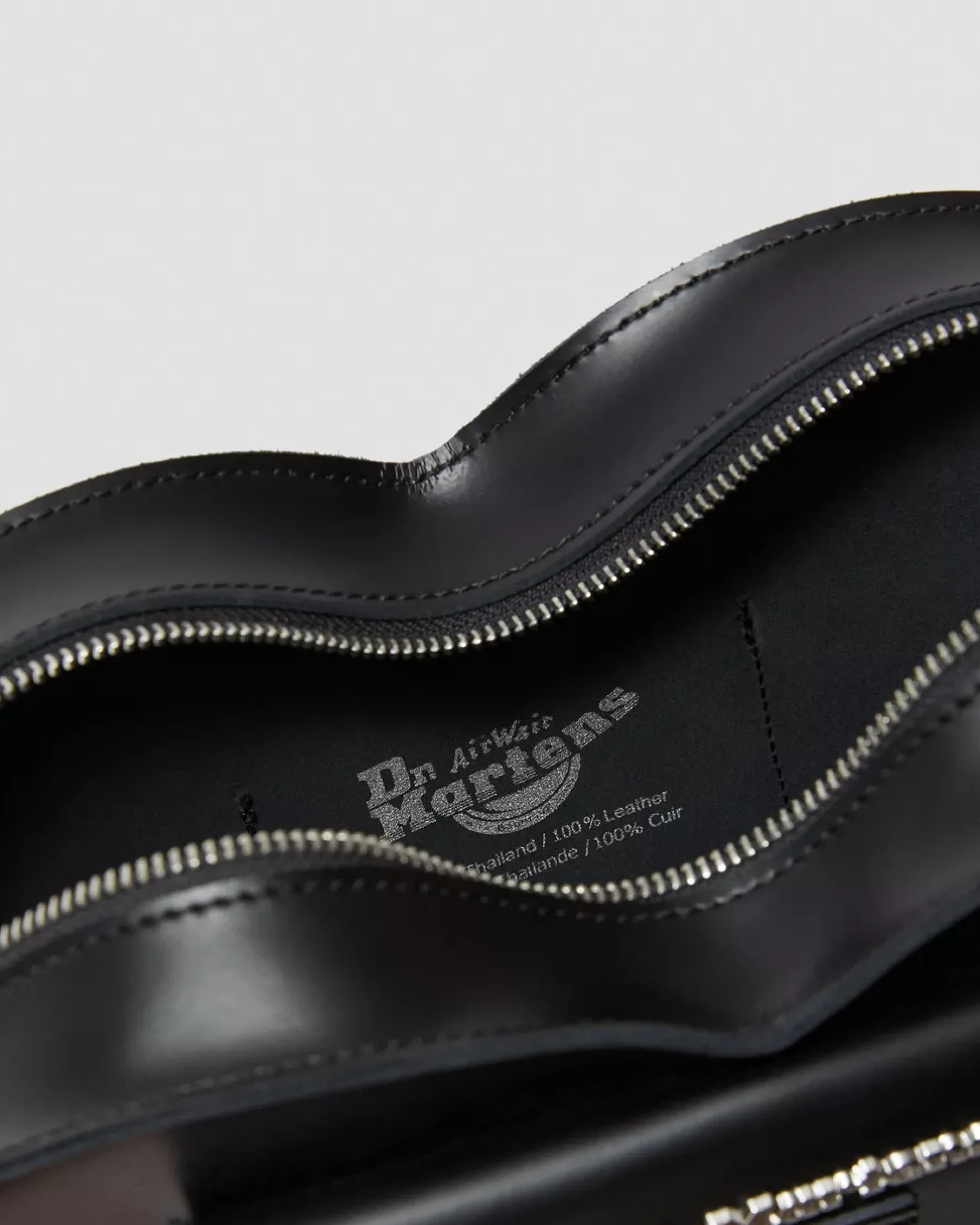 Accessories|Bags>Dr. Martens Heart Shaped Leather Backpack Black — Kiev