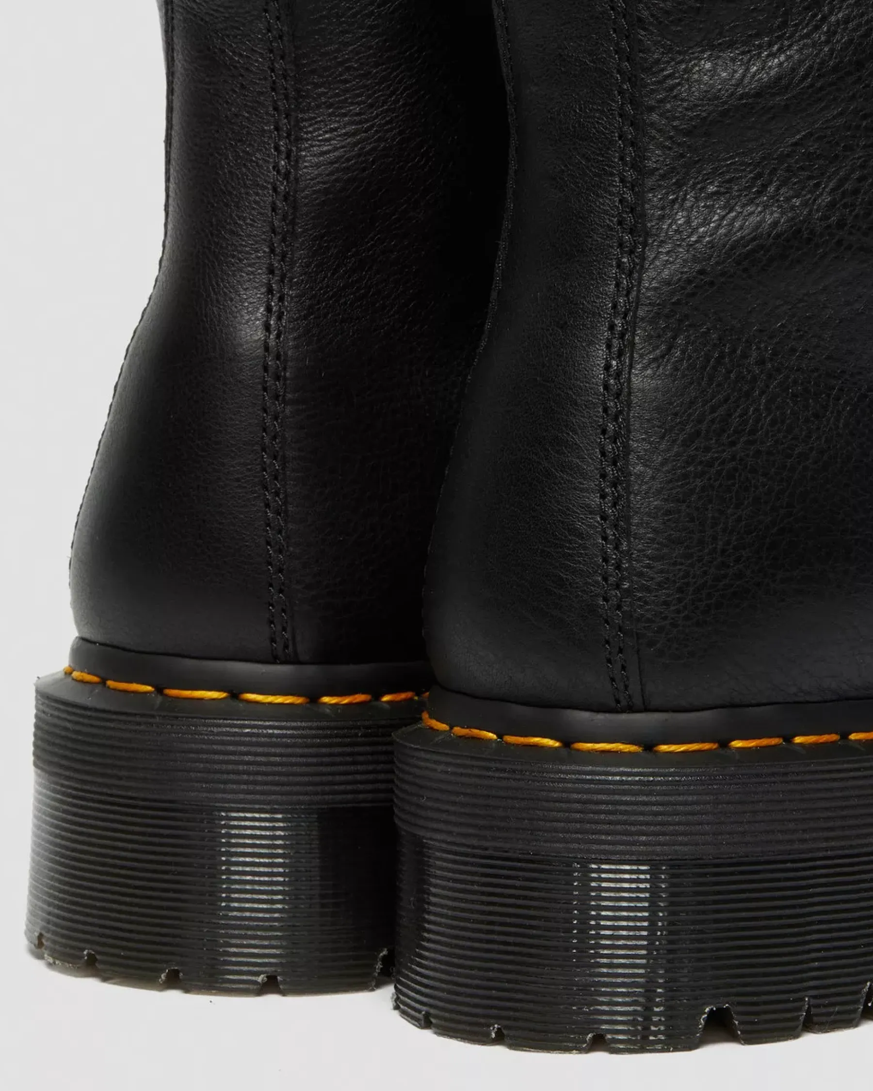 Platform Boots|Winter Boots>Dr. Martens Jadon Boot Leather Faux Fur Lined Platforms Black — Pisa