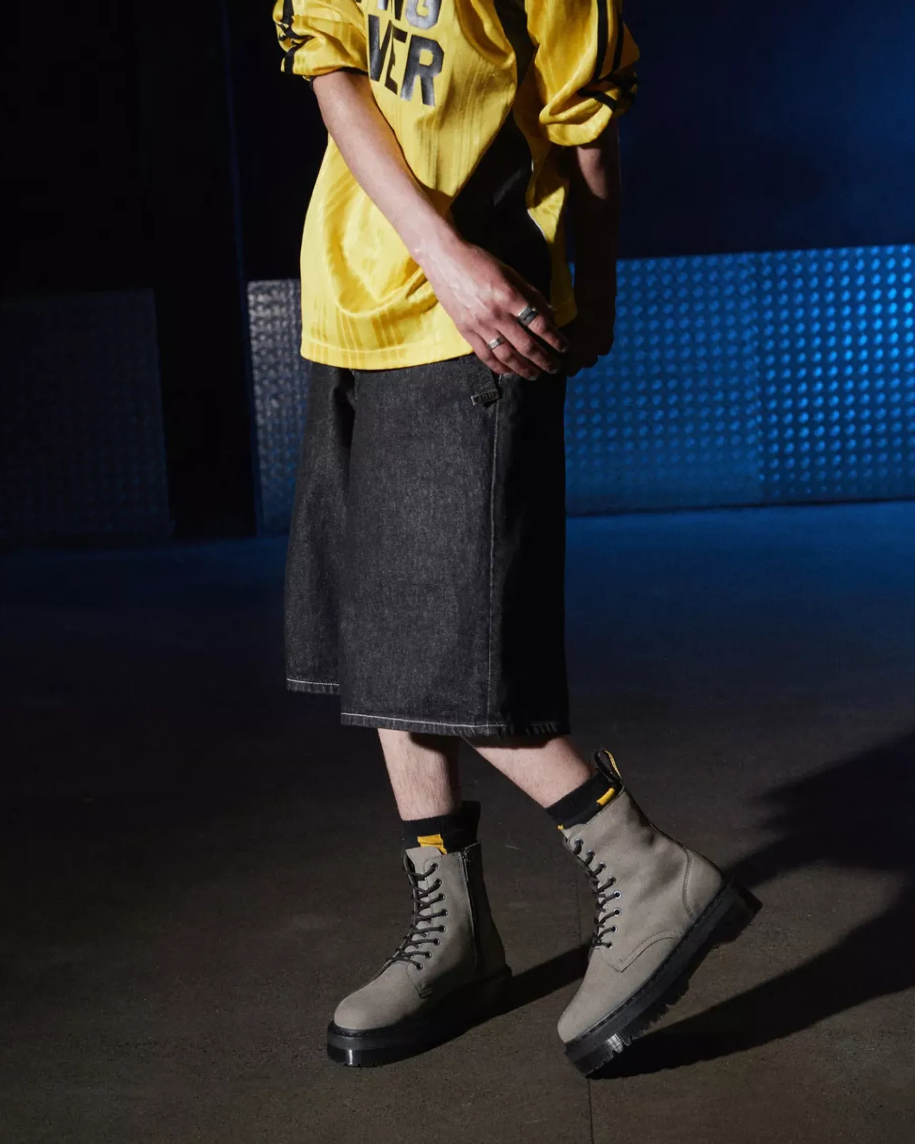 Sale|Platform Boots>Dr. Martens Jadon Boot Milled Nubuck Platforms NICKEL GREY — Milled Nubuck Wp