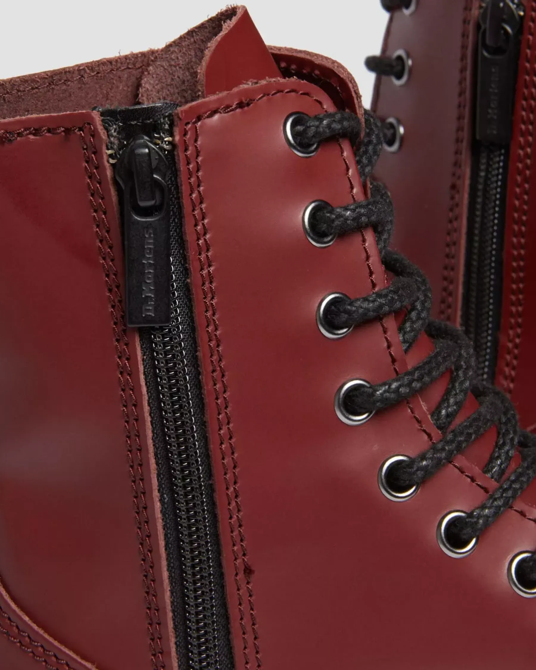 Sale|Platform Boots>Dr. Martens Jadon Boot Smooth Leather Platforms Red — Polished Smooth