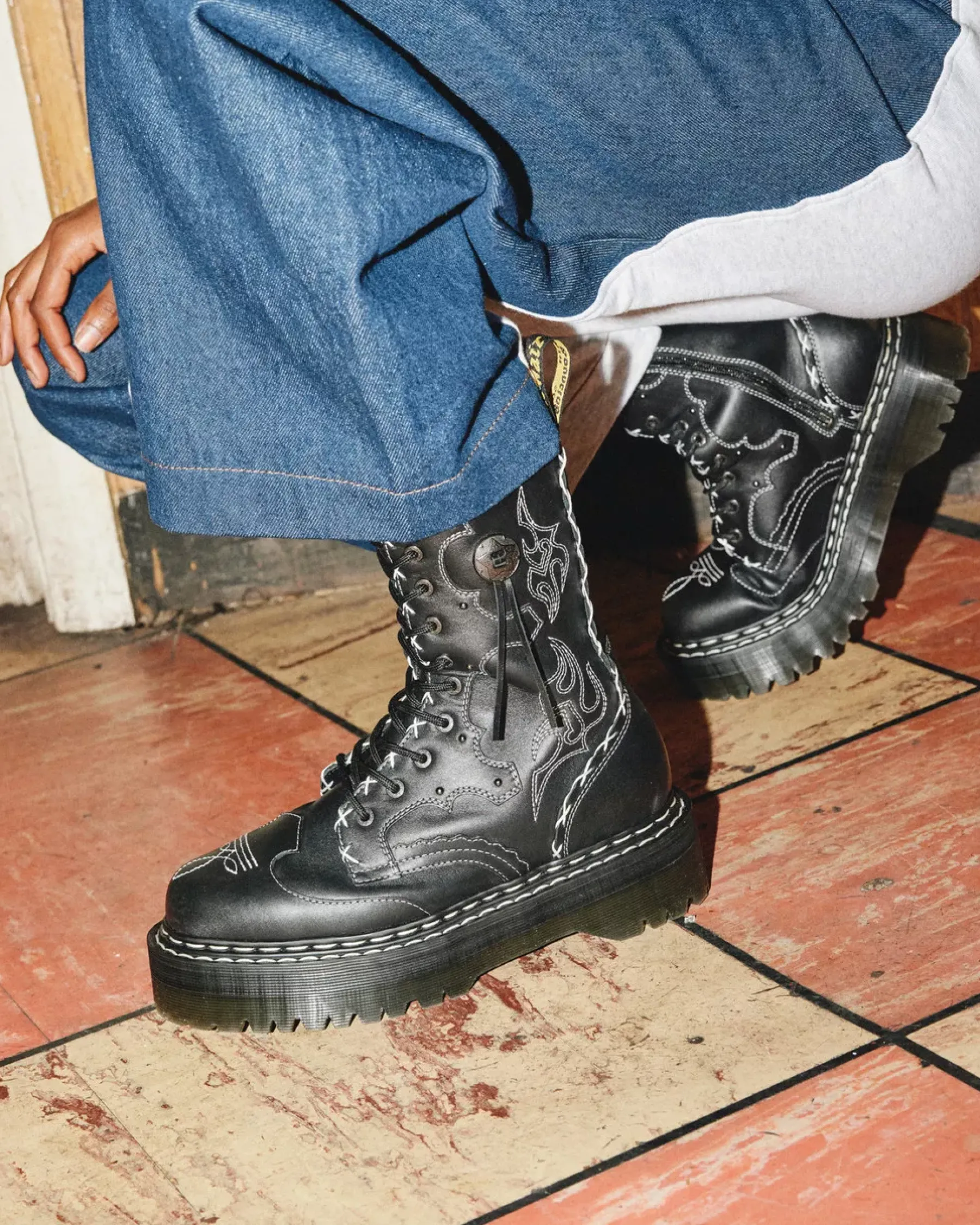 Platform Boots|Platforms>Dr. Martens Jadon Hi Boot Gothic Americana Leather Platforms Black — Wanama