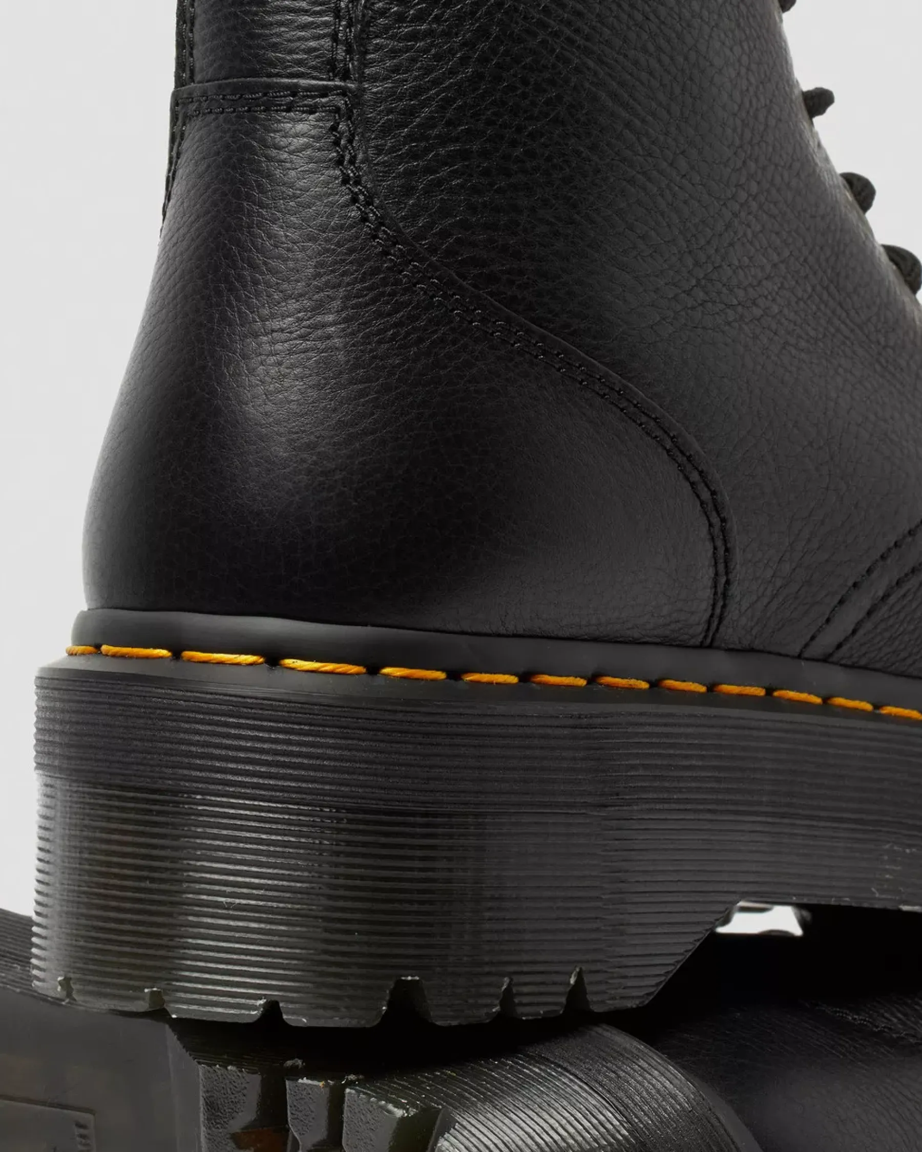 Bestsellers|Platform Boots>Dr. Martens Jadon III Boot Pisa Leather Platforms Black — Pisa