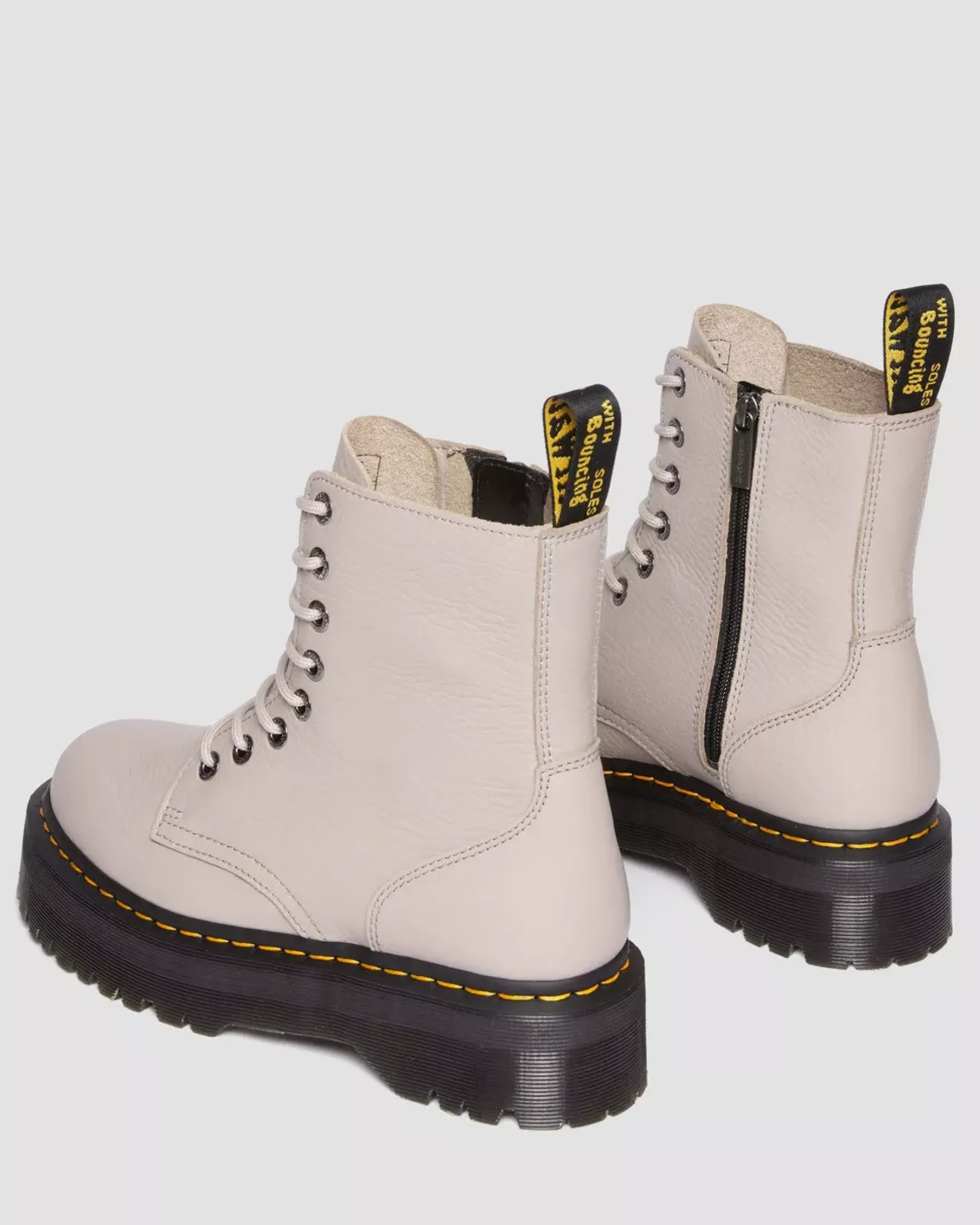 Platform Boots|Ankle Boots>Dr. Martens Jadon III Boot Pisa Leather Platforms VINTAGE TAUPE — Pisa