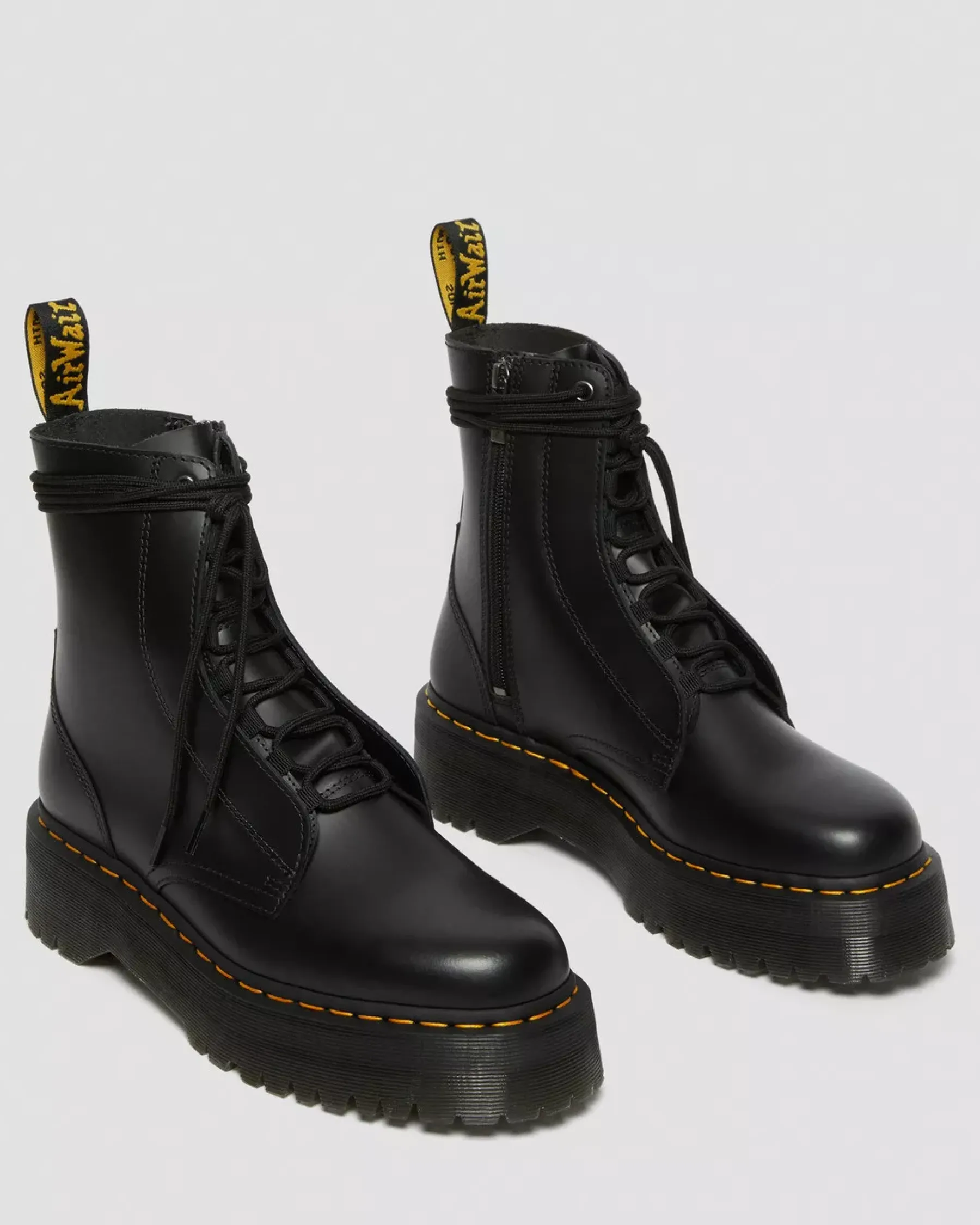Sale|Platform Boots>Dr. Martens Jarrick Smooth Leather Platform Boots Black — Smooth Leather