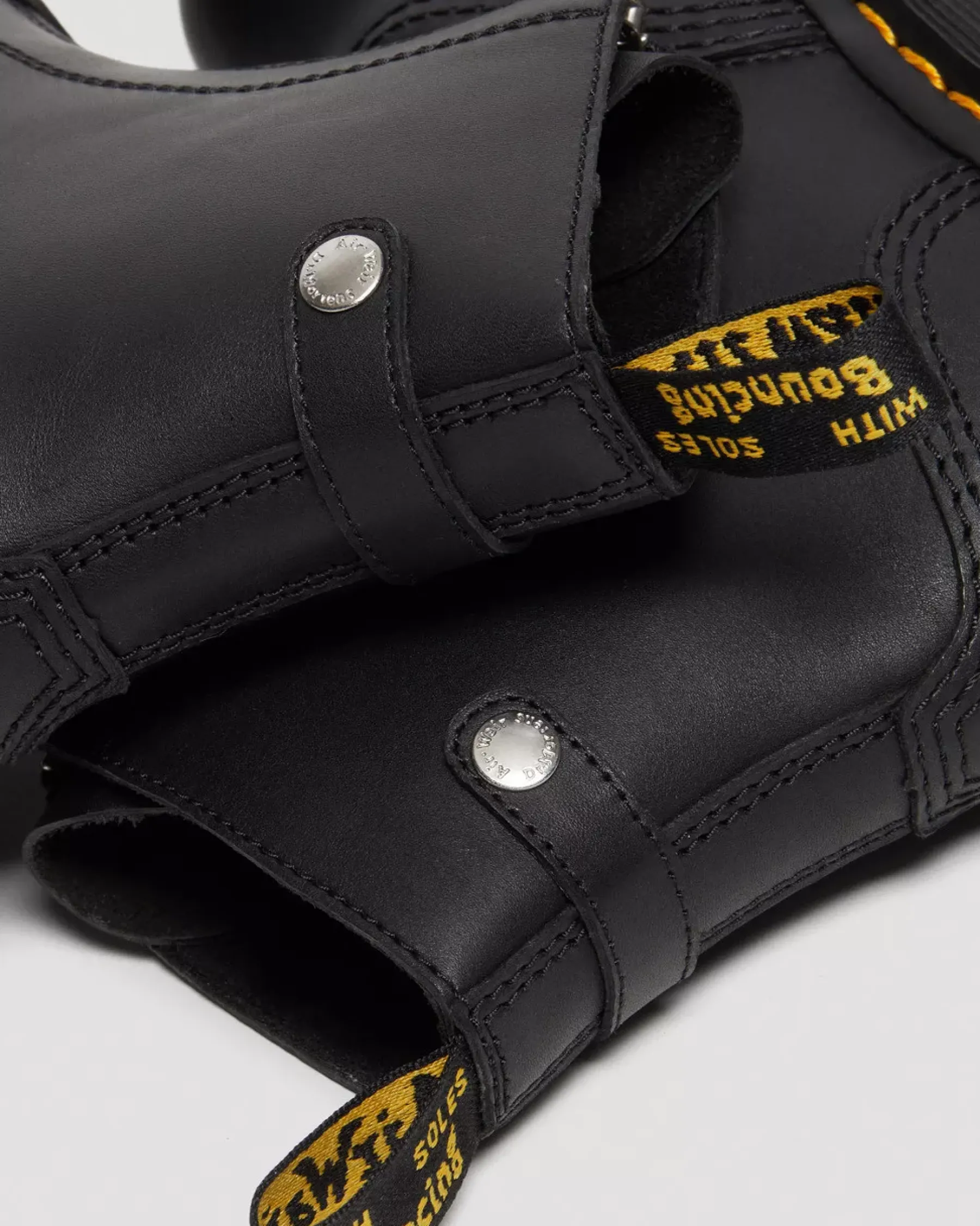 Platform Boots|Ankle Boots>Dr. Martens Jetta Zipped Sendal Leather Platform Boots Black — Sendal