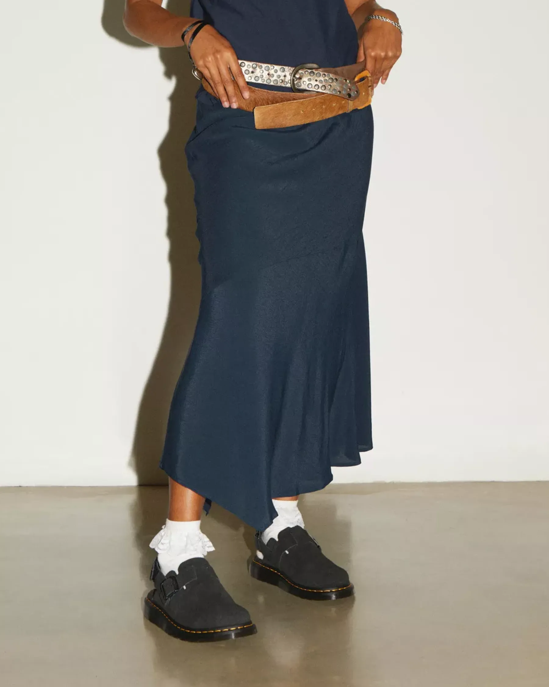 Mules & Slides|Sandals>Dr. Martens Jorge II Suede Slingback Mules Black — E.H.Suede