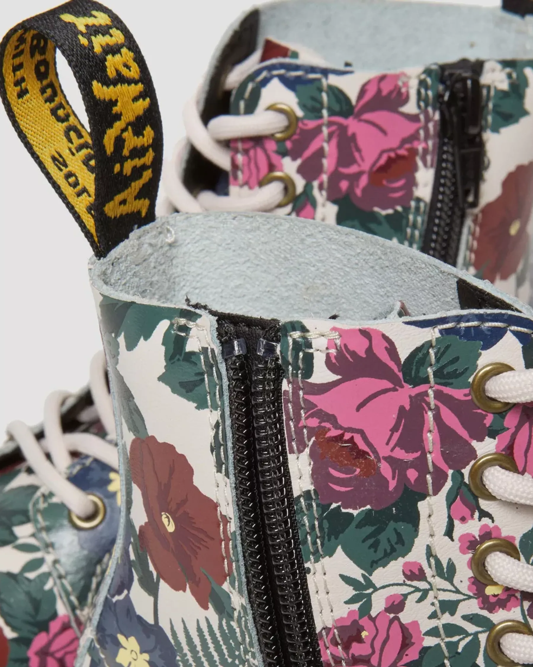 School Styles|Junior / 5-7 Years>Dr. Martens Junior 1460 English Garden Leather Lace Up Boots Multi — Hydro Leather