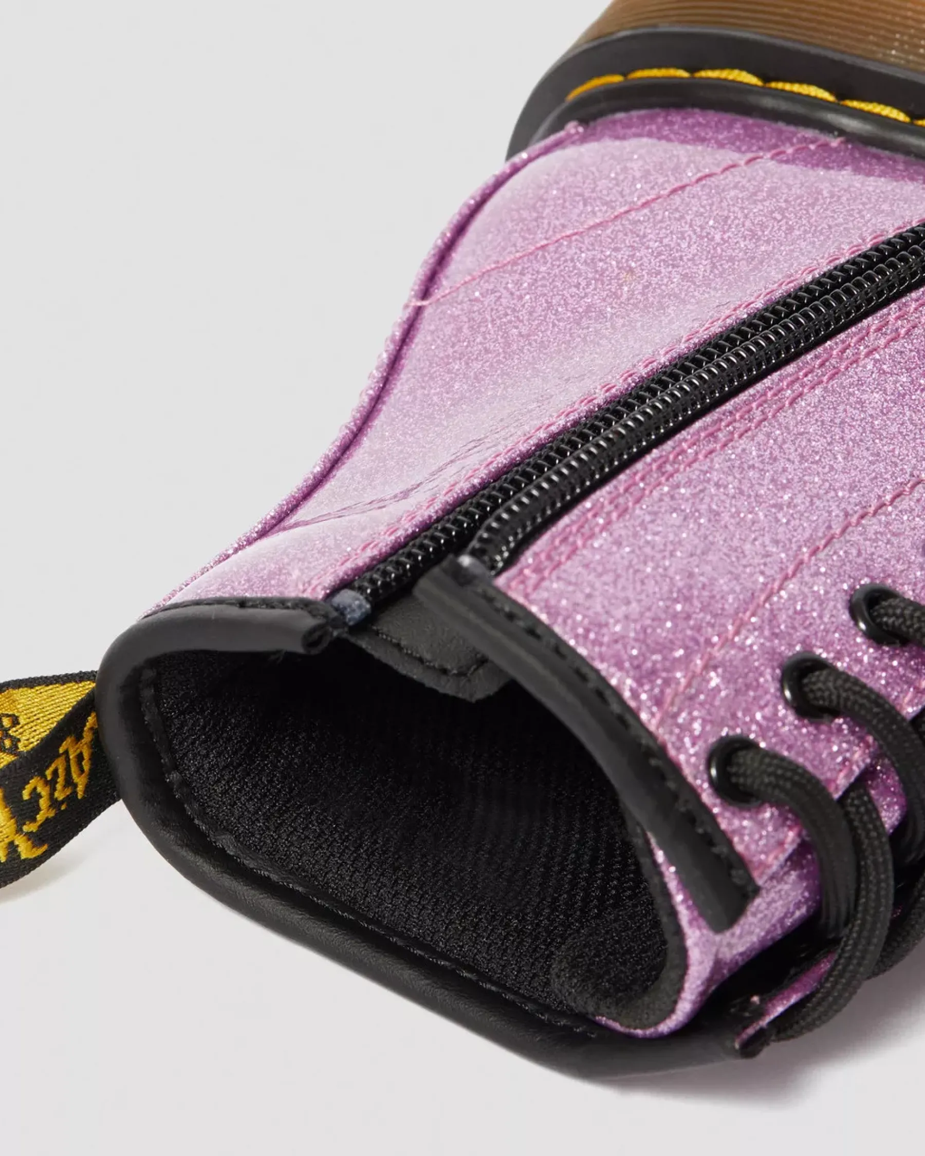 School Styles|Junior / 5-7 Years>Dr. Martens Junior 1460 Glitter Lace Up Boots Dark Pink — Coated Glitter