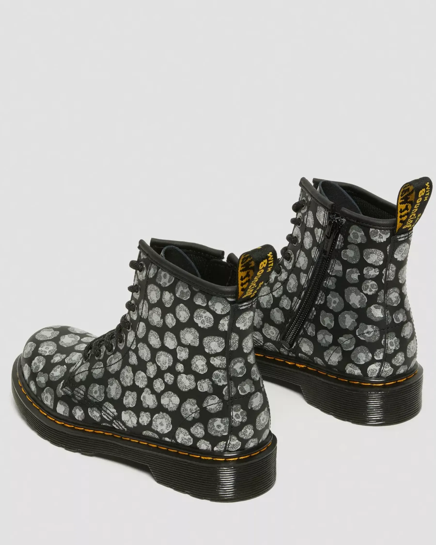 School Styles|Junior / 5-7 Years>Dr. Martens Junior 1460 Leopard Hydro Leather Lace Up Boots Black — Loud Leopard K Hydro
