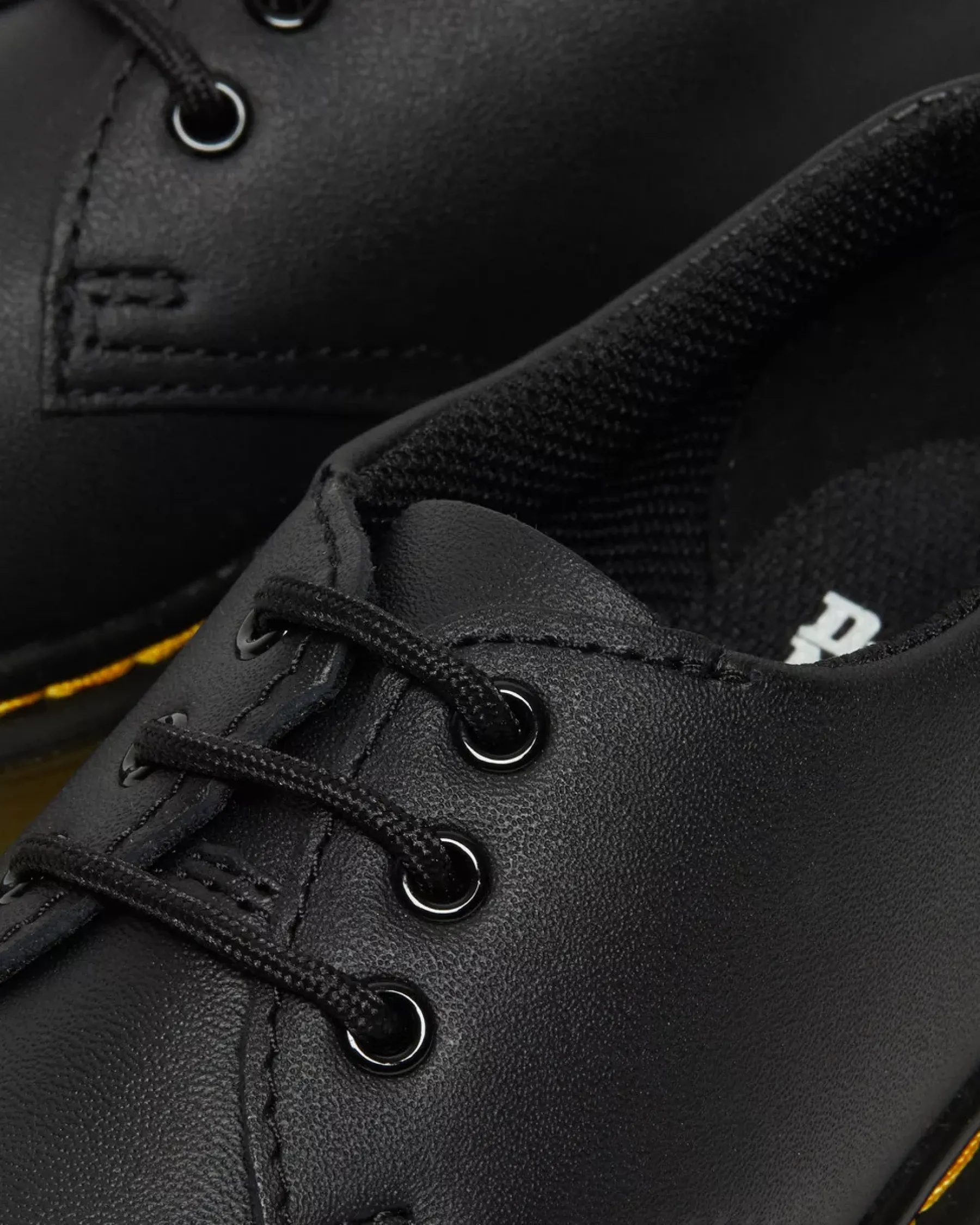 School Styles|Junior / 5-7 Years>Dr. Martens Junior 1461 Softy T Leather Shoes Black — Softy T