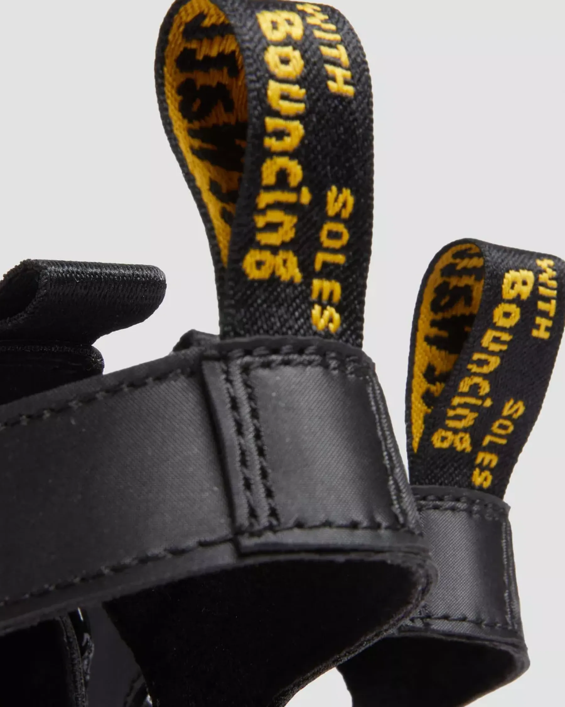 Sale|Junior / 5-7 Years>Dr. Martens Junior Callan Casual Sandals Black — Extra Tough 50/50+Rubbery